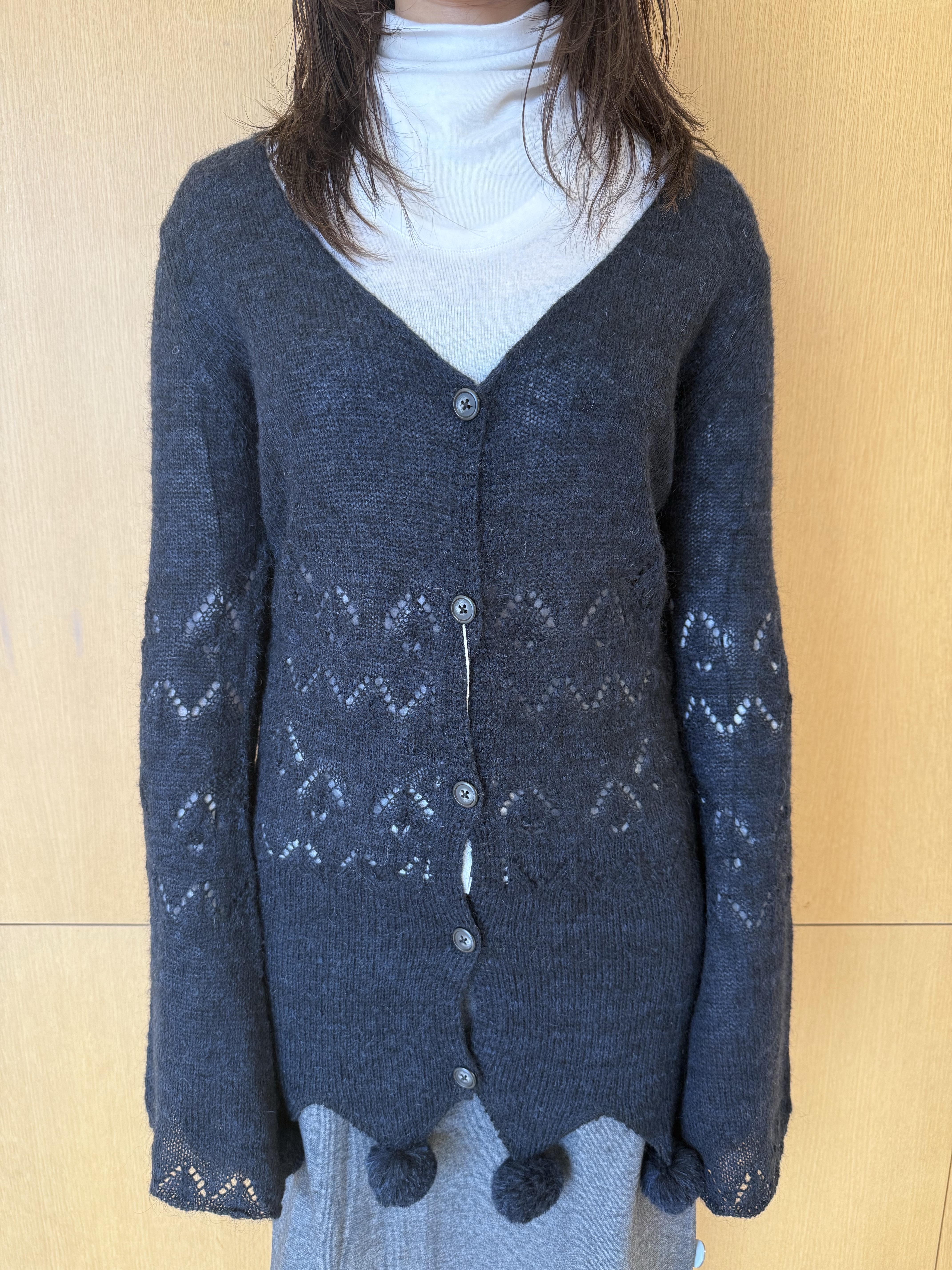 Perverze Women Pom Pom Mohair Knit Cardigan Navy - 25FW 착용 스타일 - 4