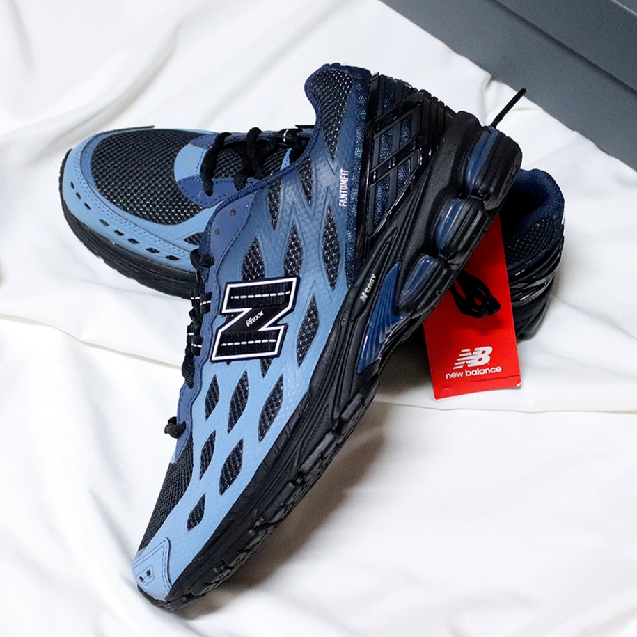 New Balance 1906W Black NB Navy Dark Shoreline Blue 착용 스타일 - 1
