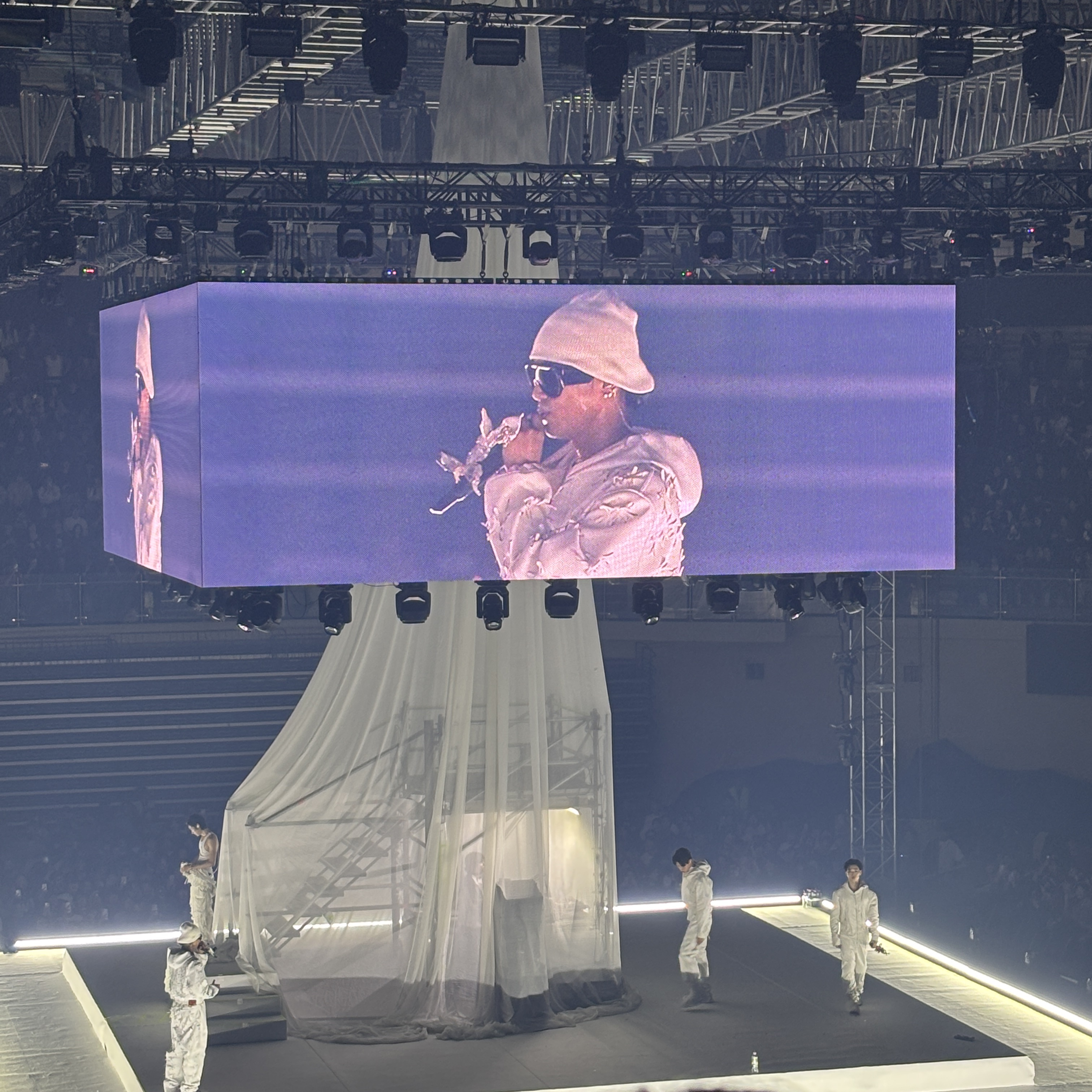 KC 1st Concert in Seoul: KOLLECTIVE 2025 w/ Yuki Chiba (Seated Area) 착용 스타일