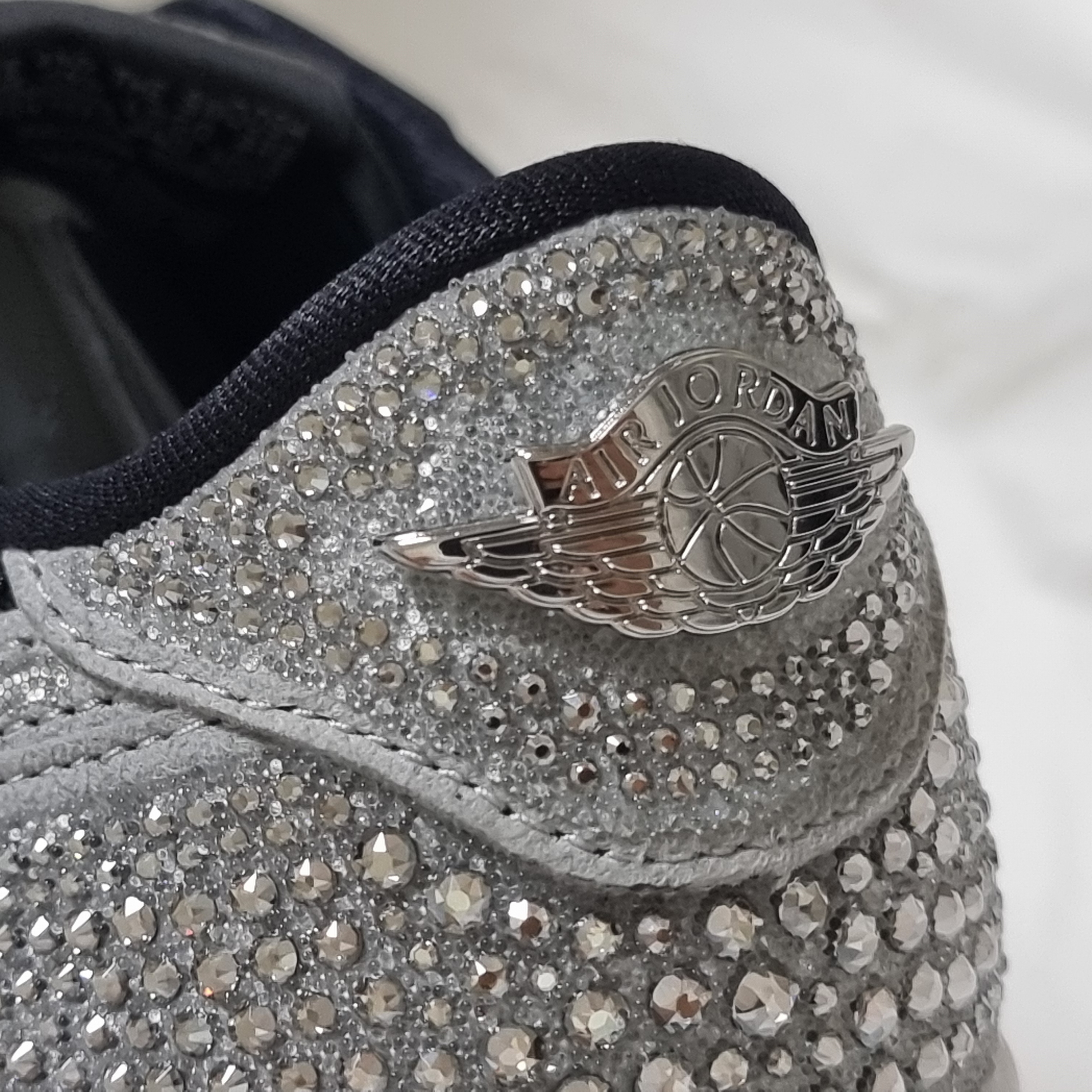(W) Jordan 1 x Swarovski Low OG Crystal 착용 스타일