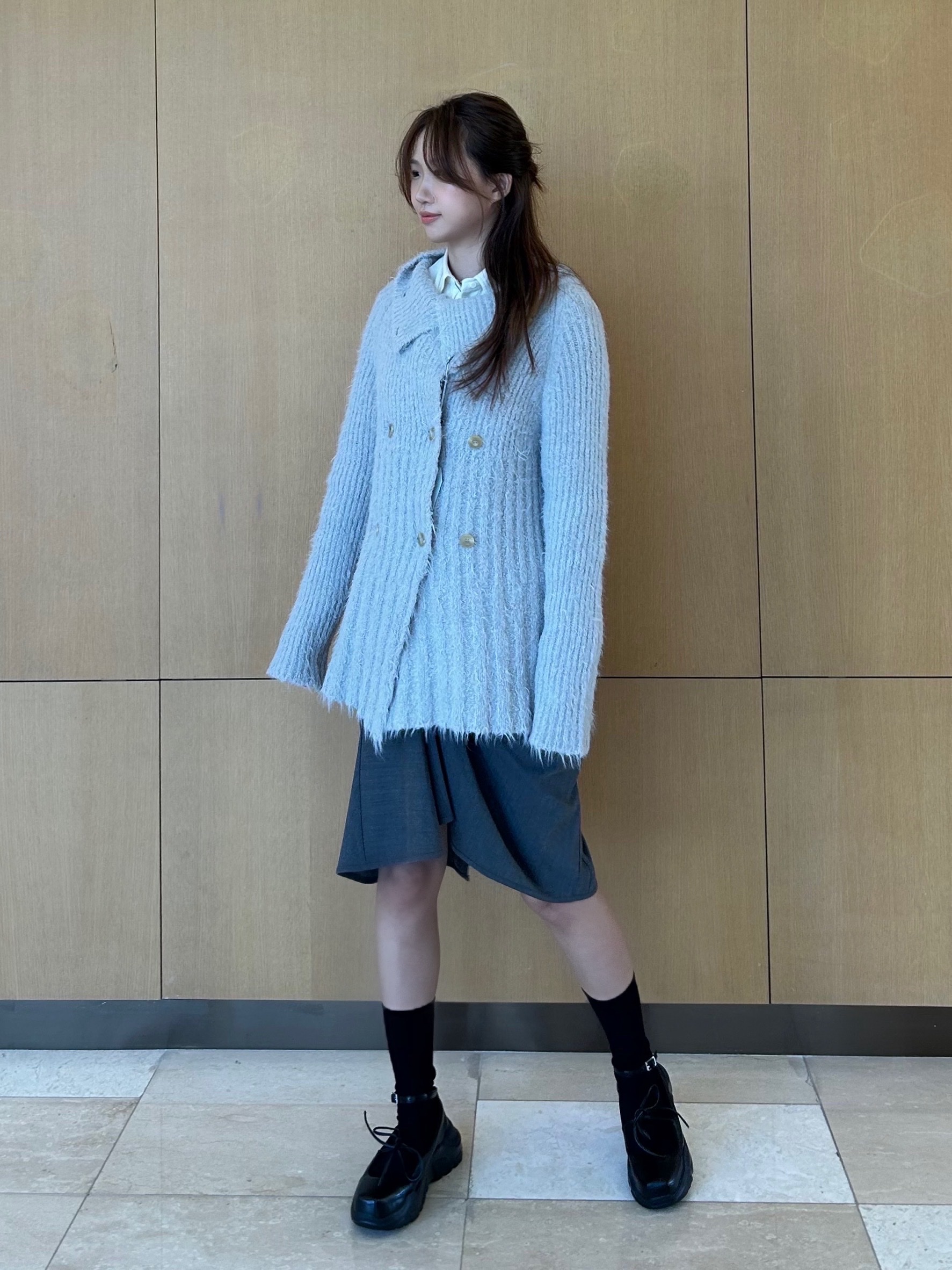 Akikoaoki Women Pino Black - 25FW 착용 스타일 - 3