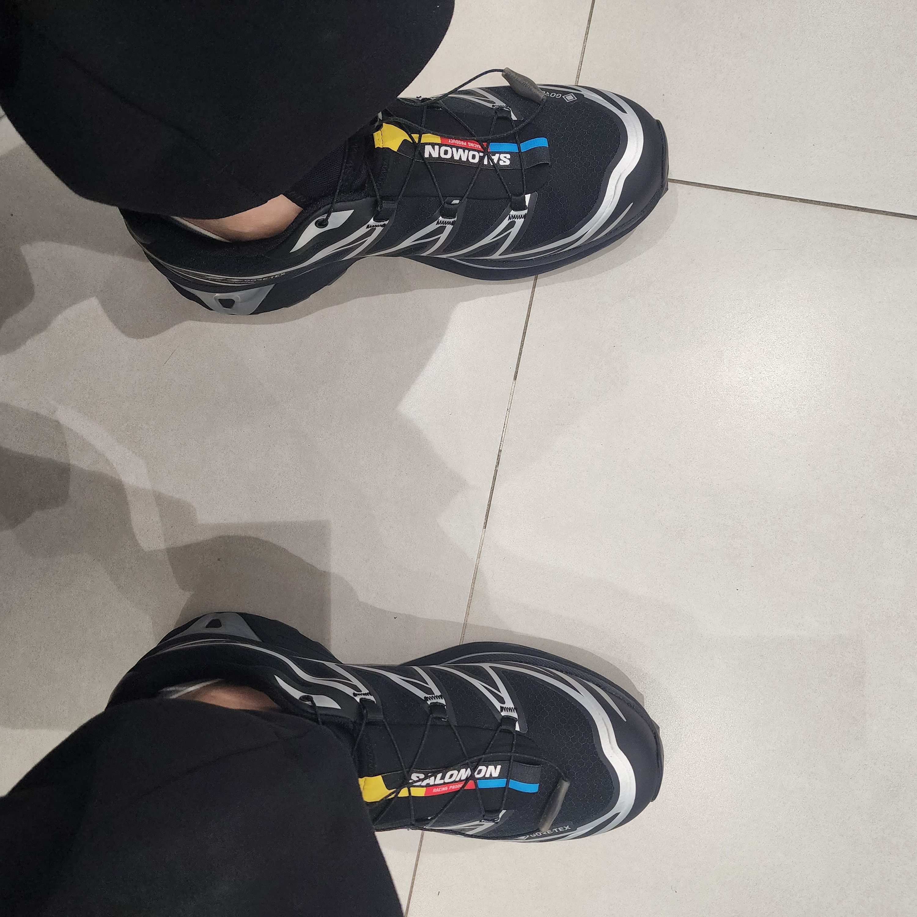 Salomon XT-6 GTX Black Silver 착용 스타일
