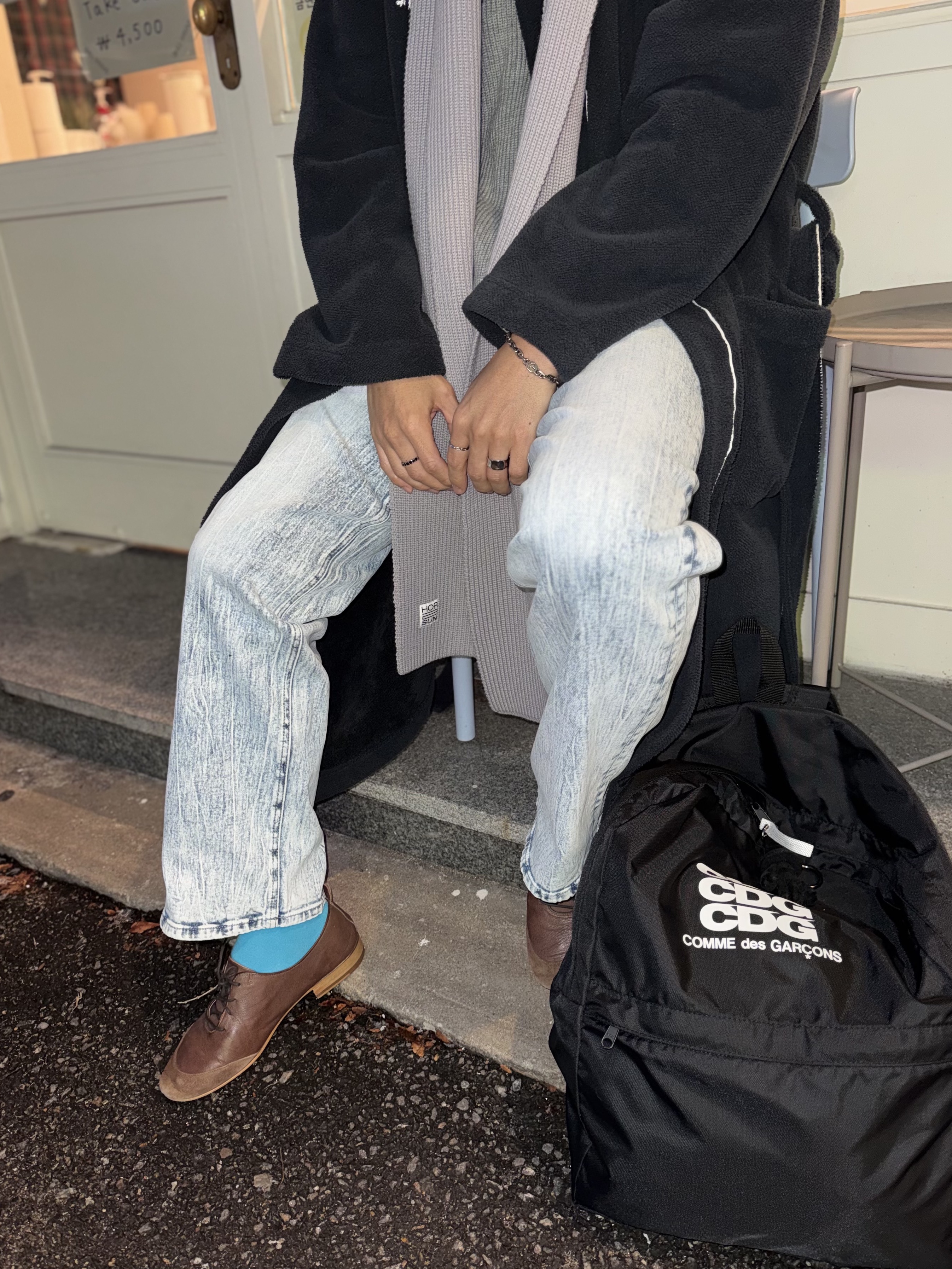 Gentle Monster x Maison Margiela MM113 Black Clear, Farfromwhat Far Suade Belt_Brown 착용 스타일 - 7