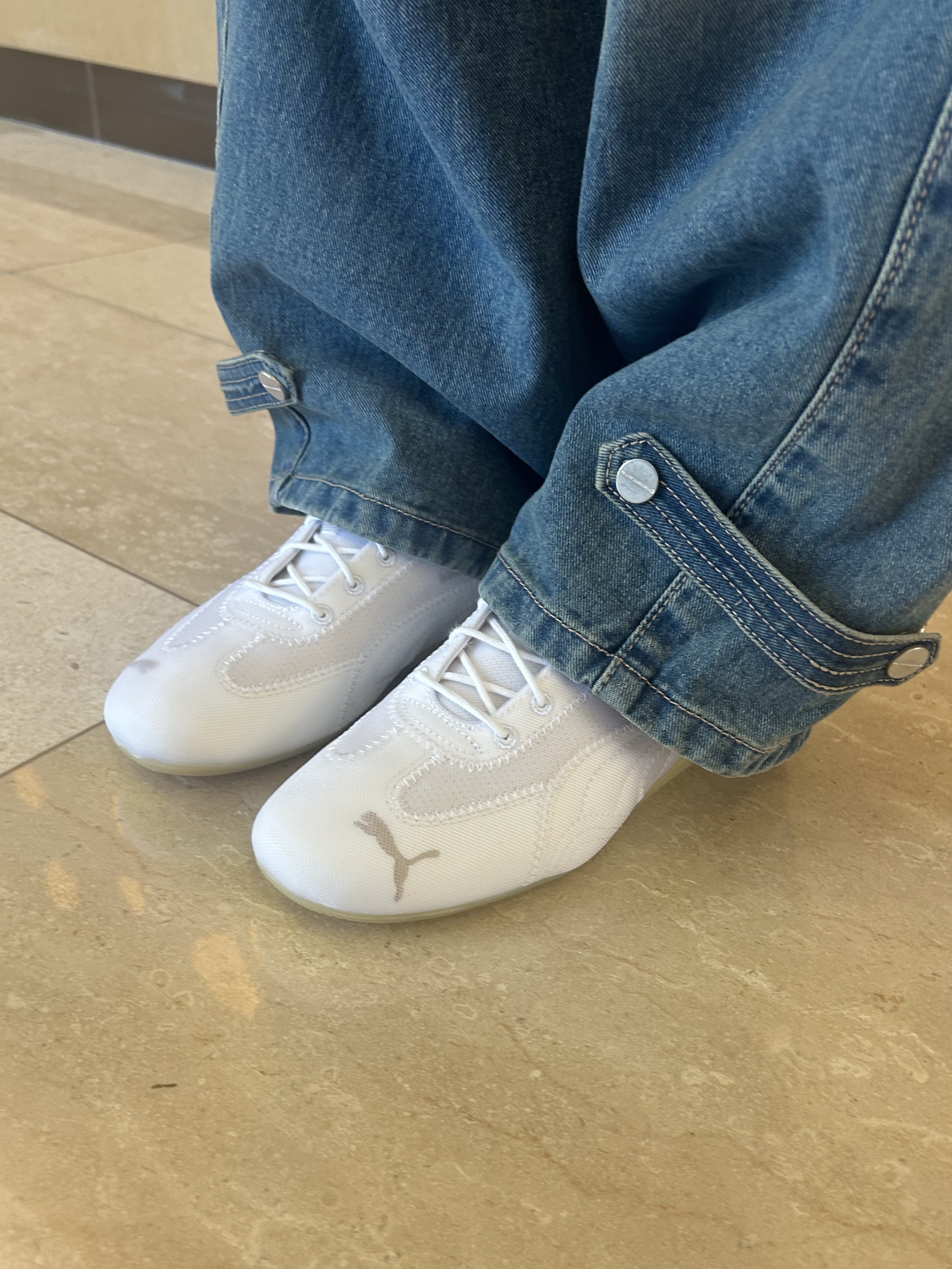 Beautiful People x Puma Speedcat x Atmos Women Nothing To Hide Off White - 25FW 착용 스타일 - 6