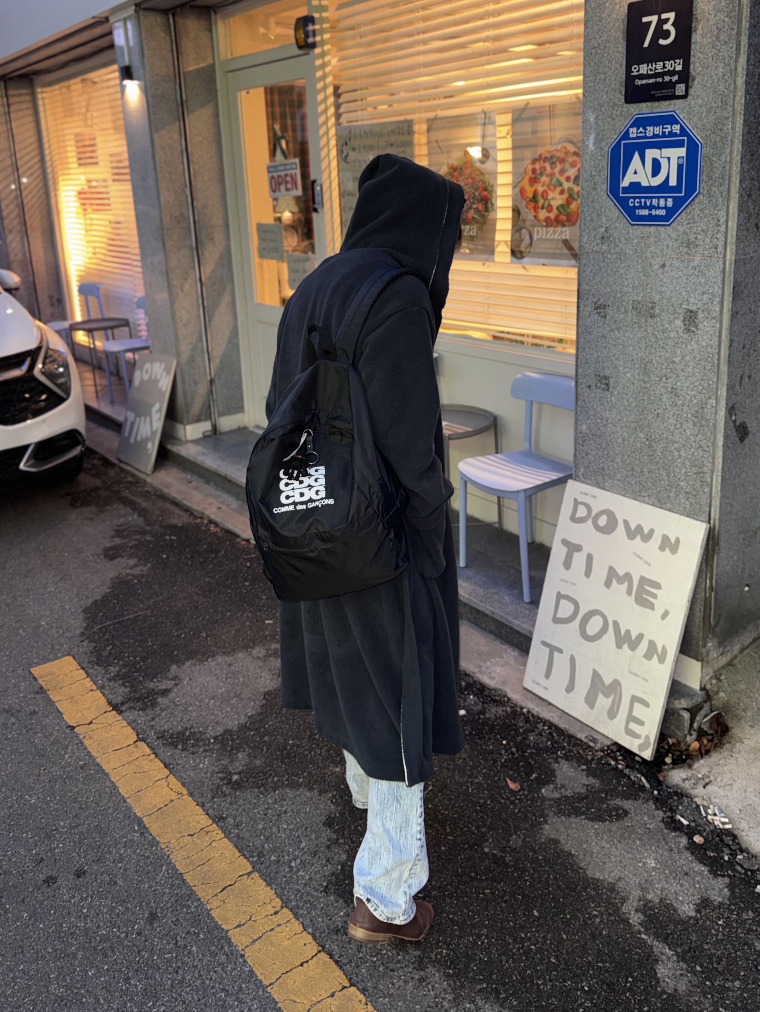 Gentle Monster x Maison Margiela MM113 Black Clear, Farfromwhat Far Suade Belt_Brown 착용 스타일 - 6