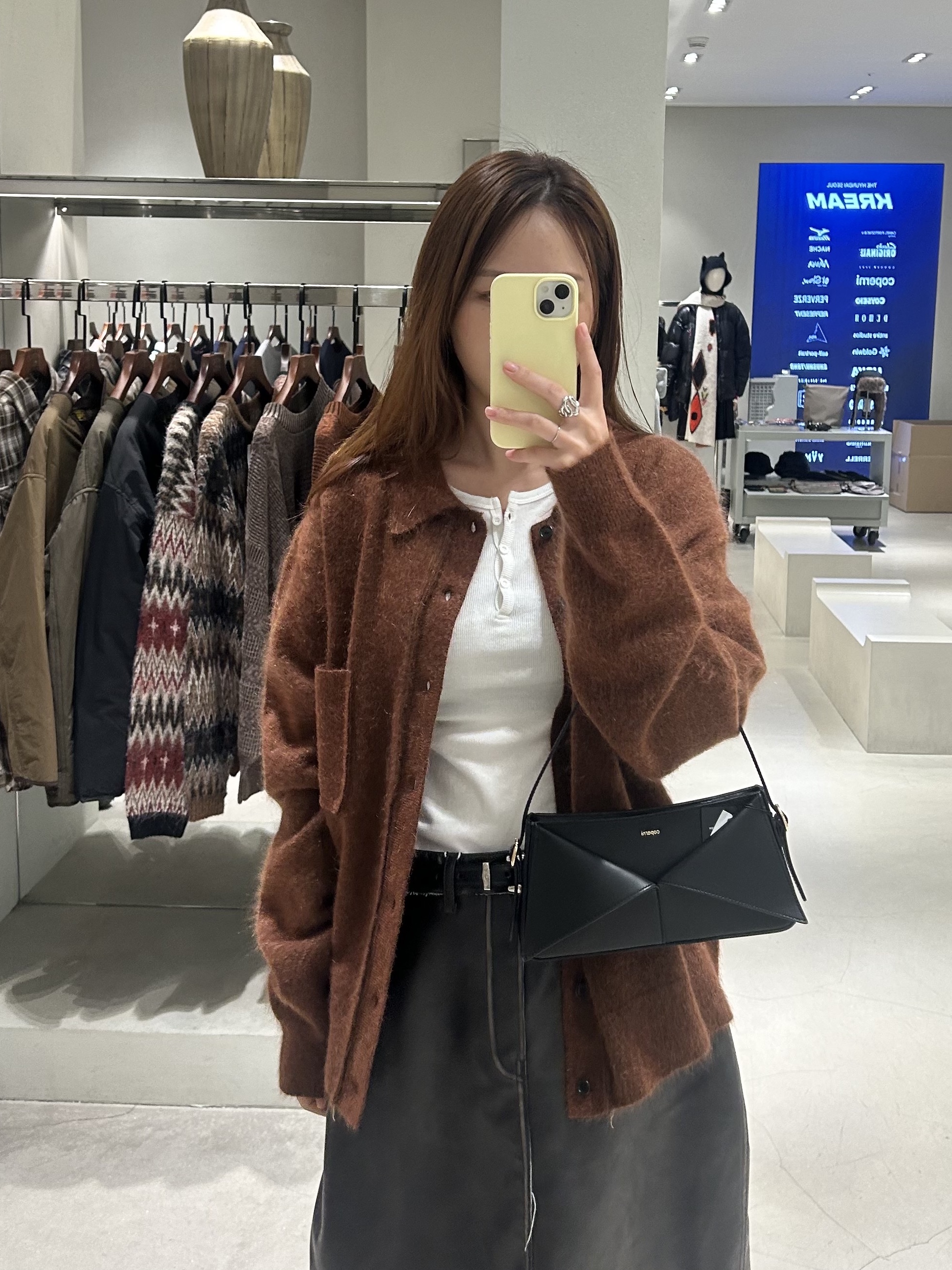 Coperni Women Belt Baguette Bag Black - 25FW 착용 스타일 - 2