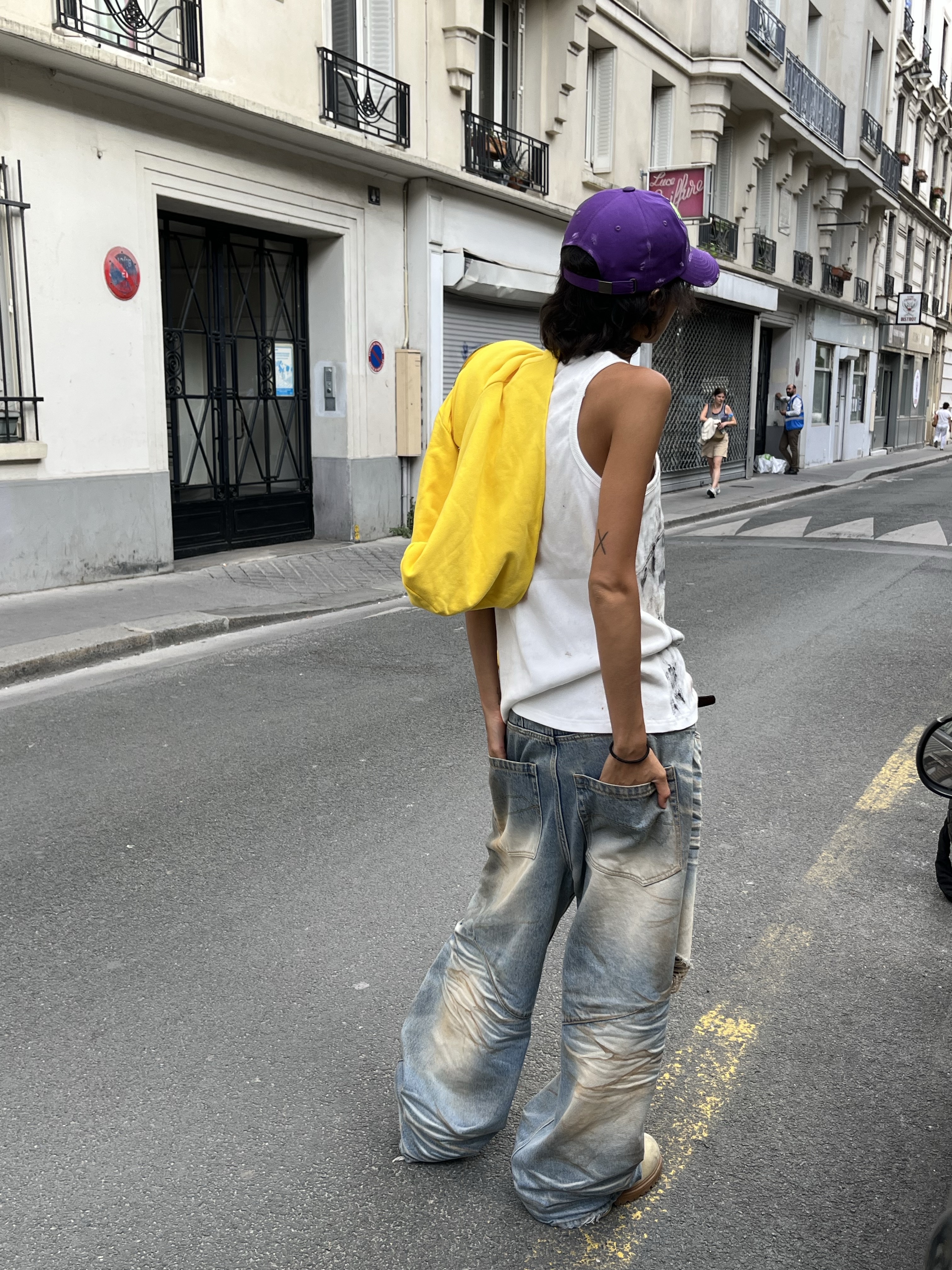 PACOSPLY Garage Baggy Demin Pants Dust Blue 착용 스타일