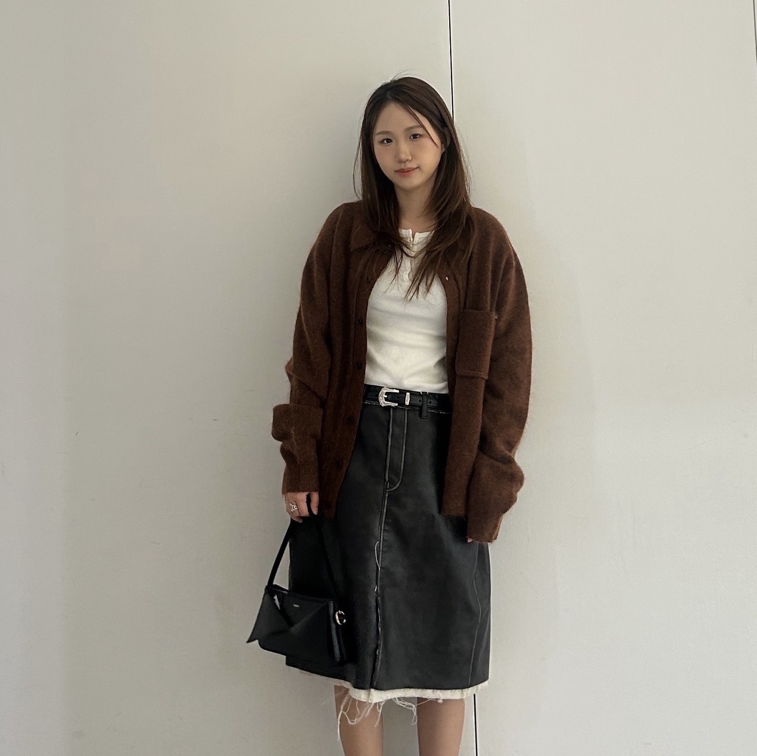 Toga Too Chain Key Ring Belt Black - 25FW 착용 스타일 - 3