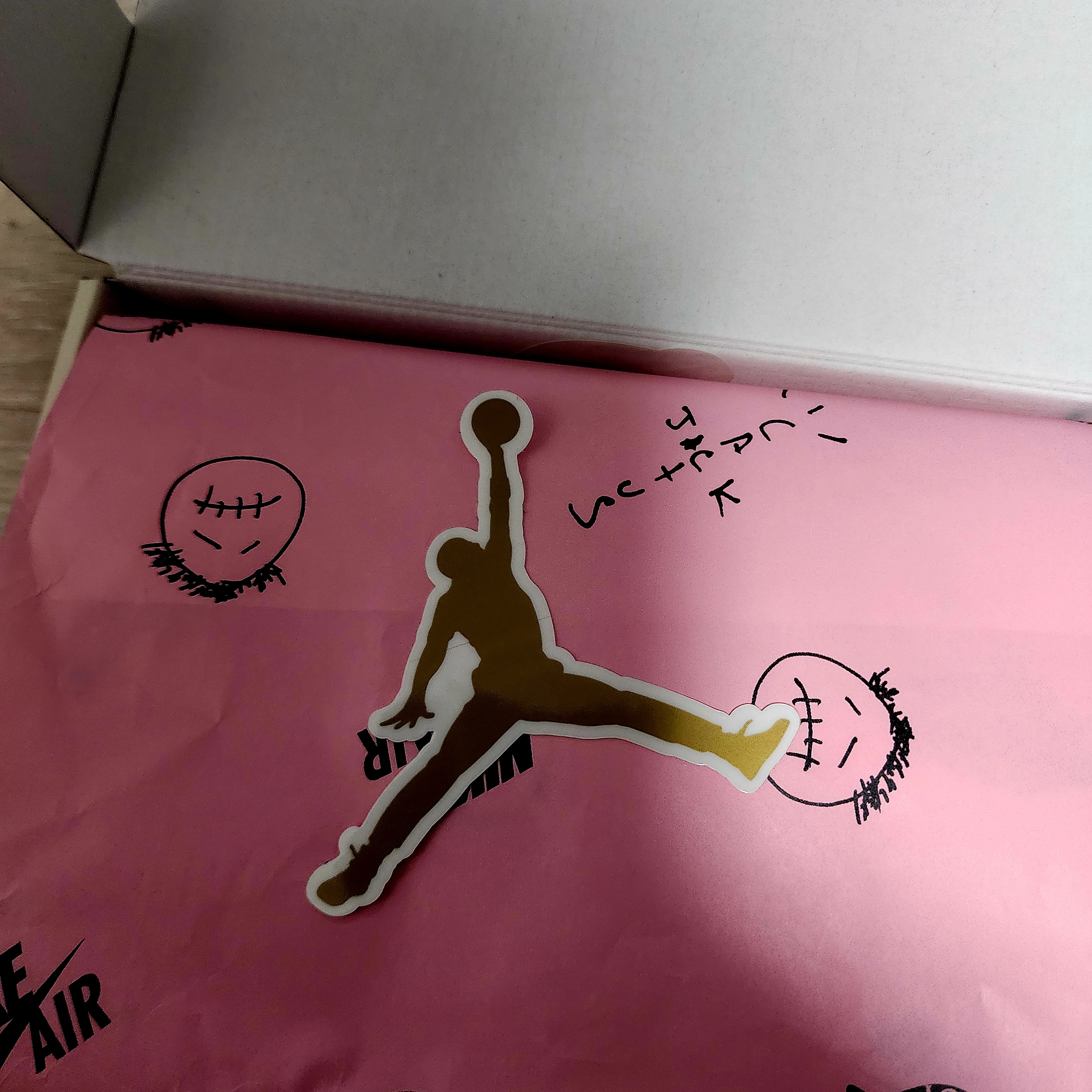 (TD) Jordan 1 x Travis Scott Retro Low OG SP Velvet Brown and Dark Mocha 착용 스타일