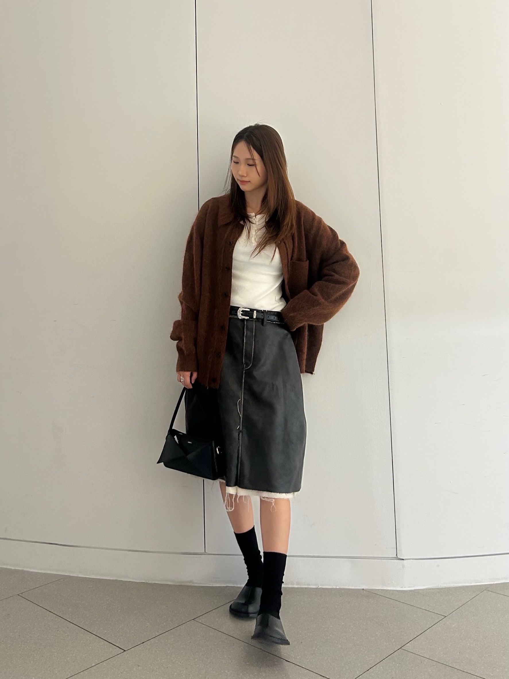 Camiel Fortgens Hairy Cardigan Brown - 25FW 착용 스타일 - 4
