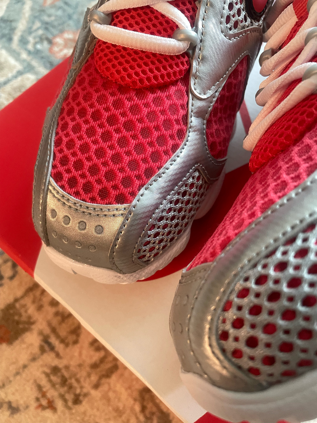 Nike Air Zoom Spiridon Cage 2 Varsity Red 착용 스타일 - 4