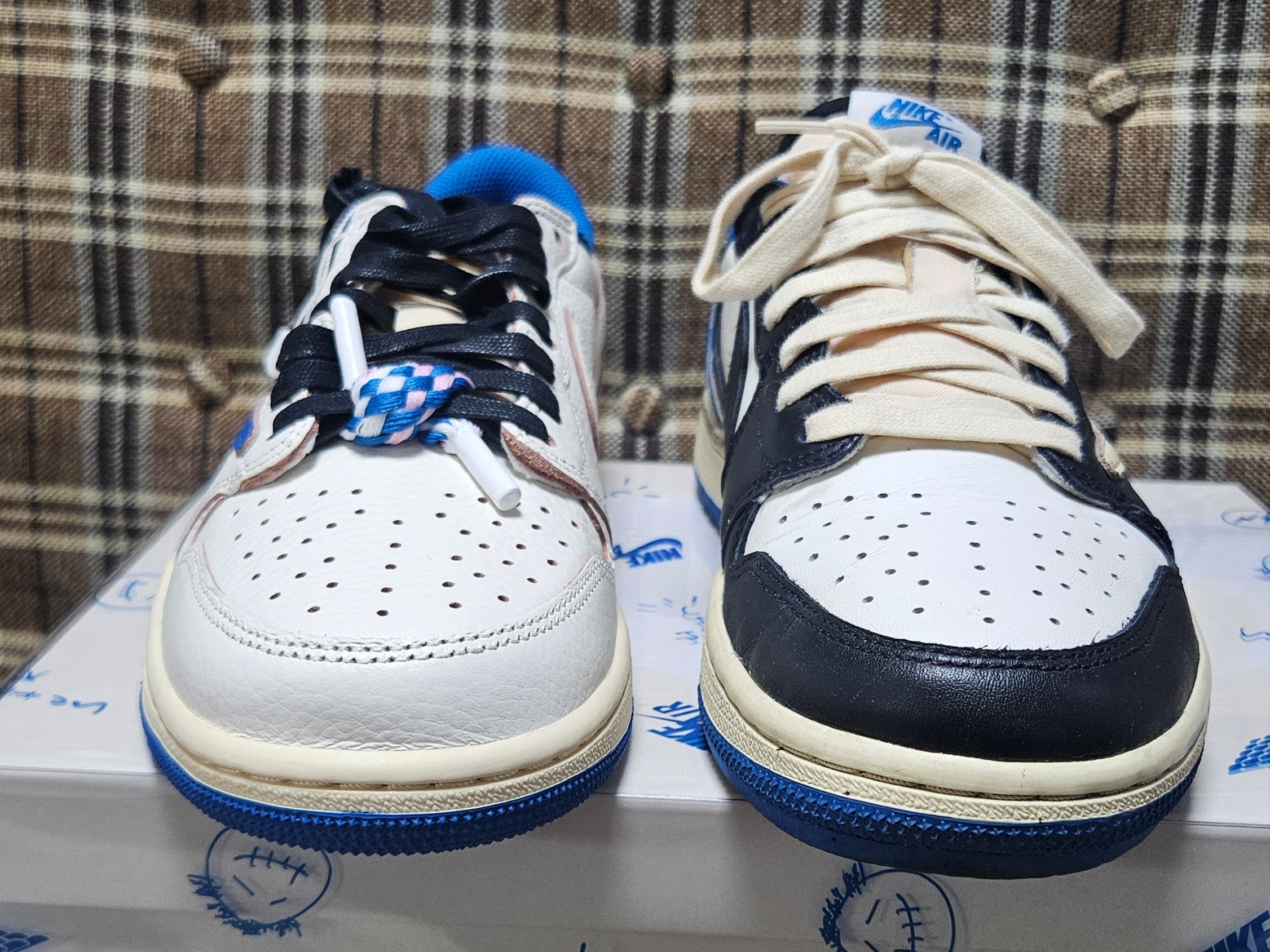 Jordan 1 x Travis Scott x Fragment Retro Low OG SP Sail Military Blue, Jordan 1 x Travis Scott x Fragment Retro Low OG SP Military Blue 착용 스타일 - 5