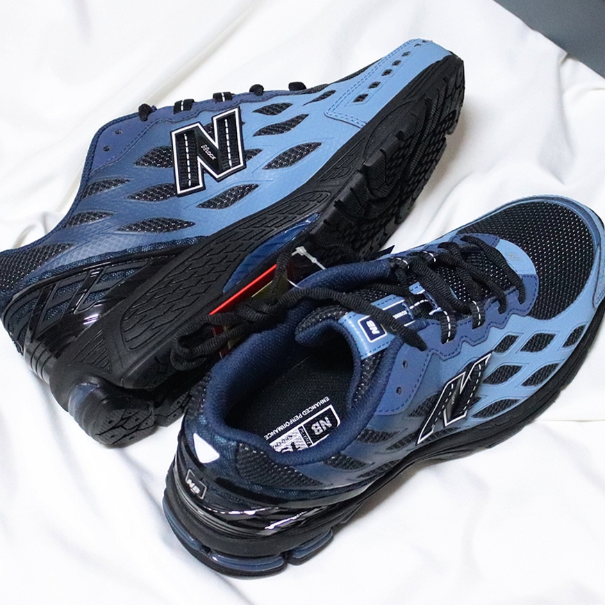 New Balance 1906W Black NB Navy Dark Shoreline Blue 착용 스타일 - 3