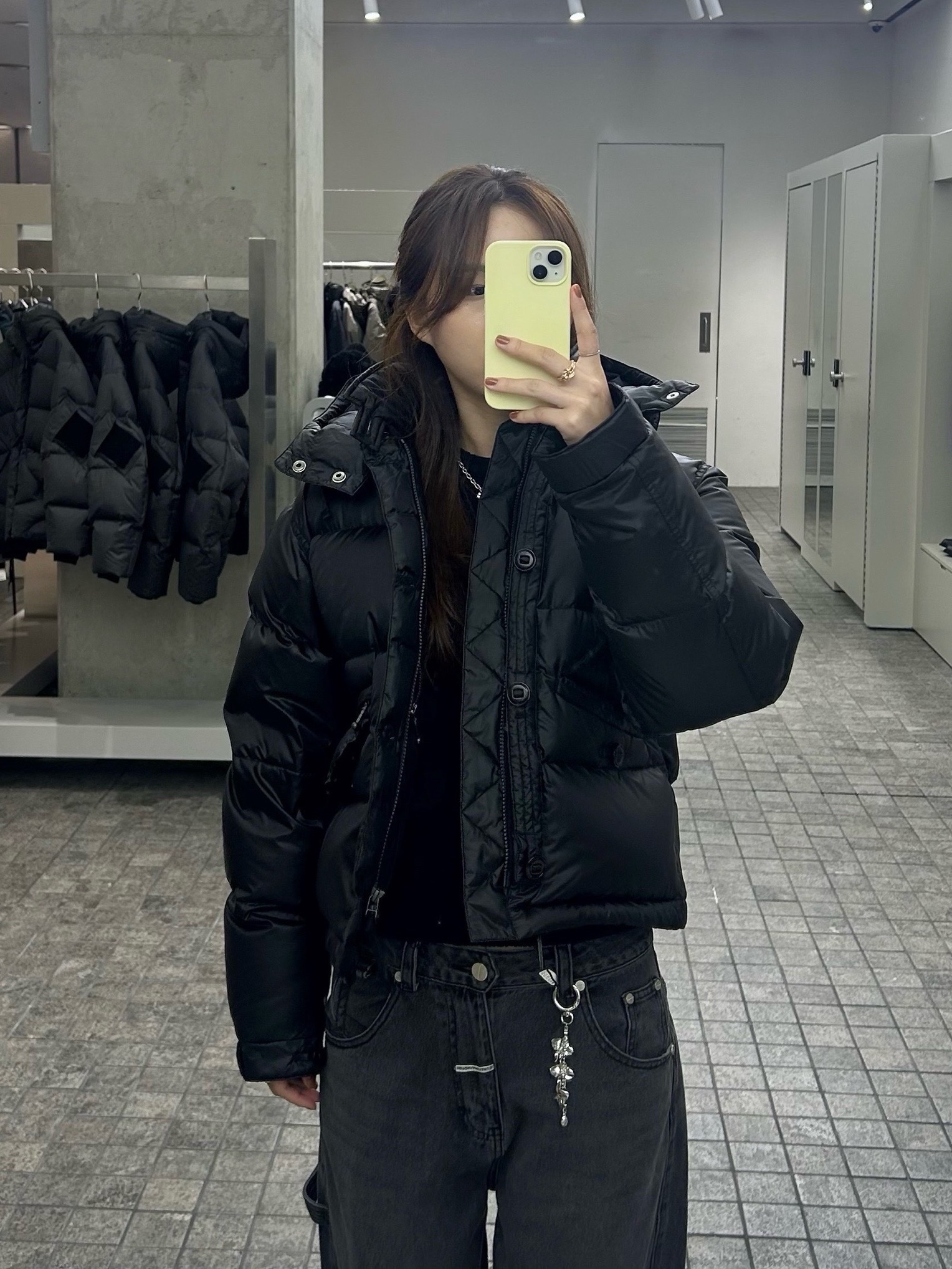 Eastlogue Woman MK3 Down Jumper Black - 25FW 착용 스타일 - 1