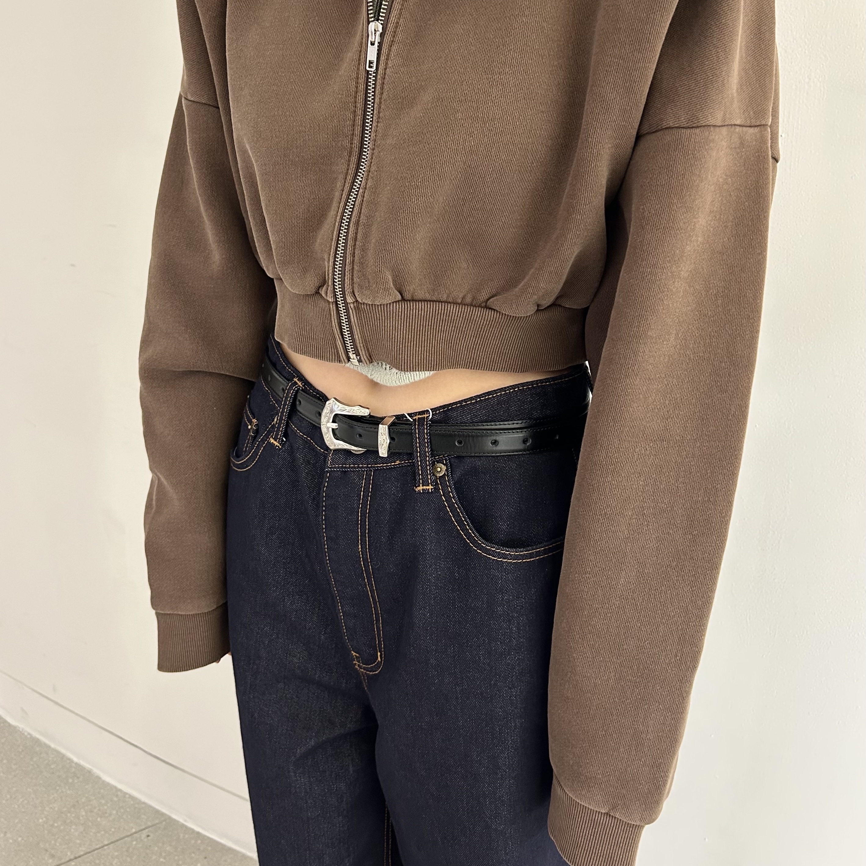 Toga Too Chain Key Ring Belt Black - 25FW 착용 스타일 - 1