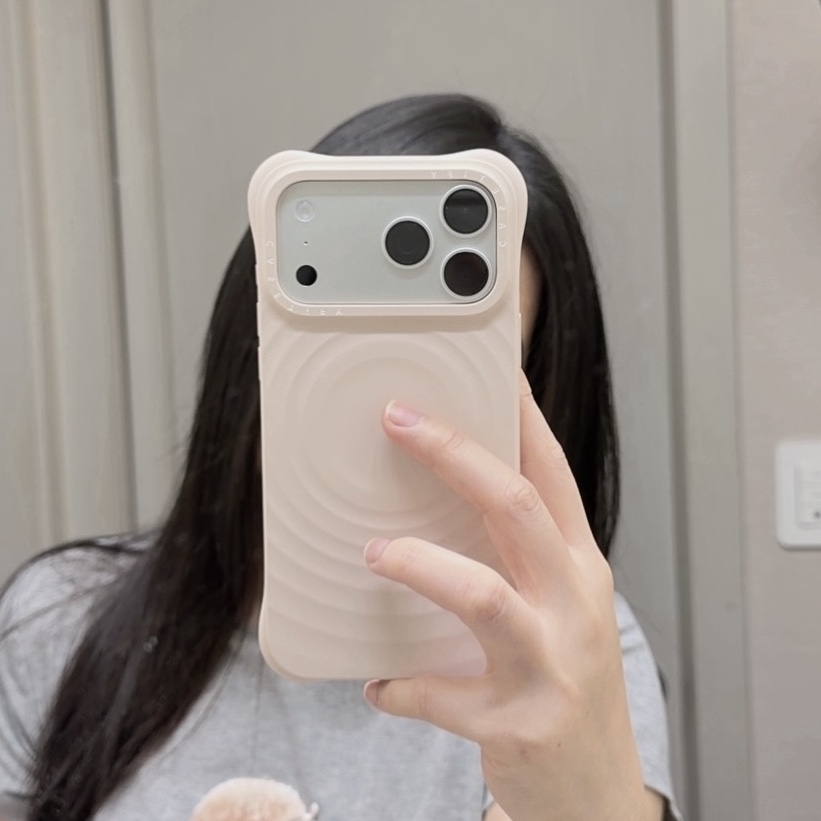 Casetify iPhone MagSafe Ripple Case Oat 착용 스타일 - 2