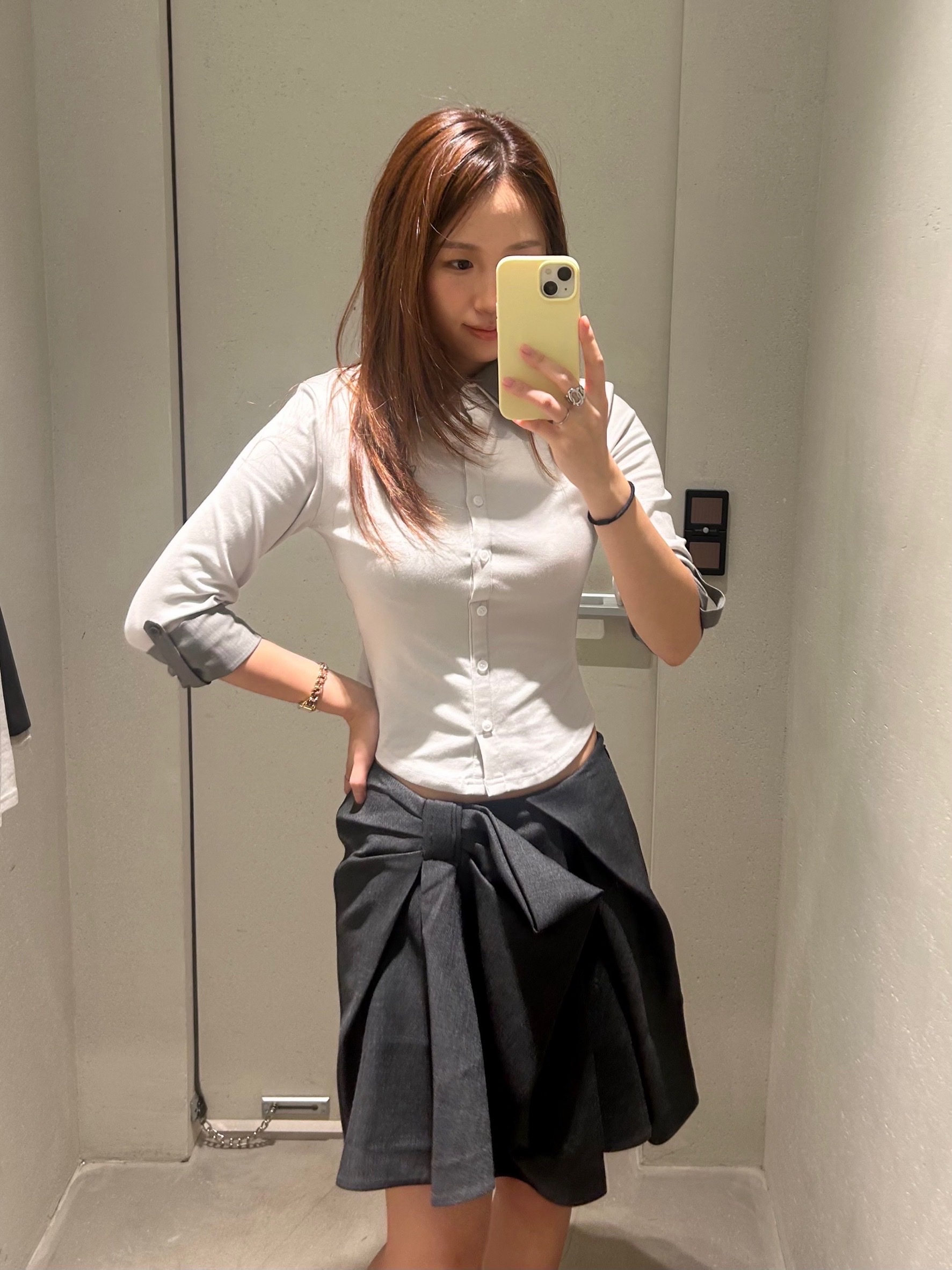 Markgong Women Bow Tie Midi Skirt Grey - 25FW 착용 스타일 - 1