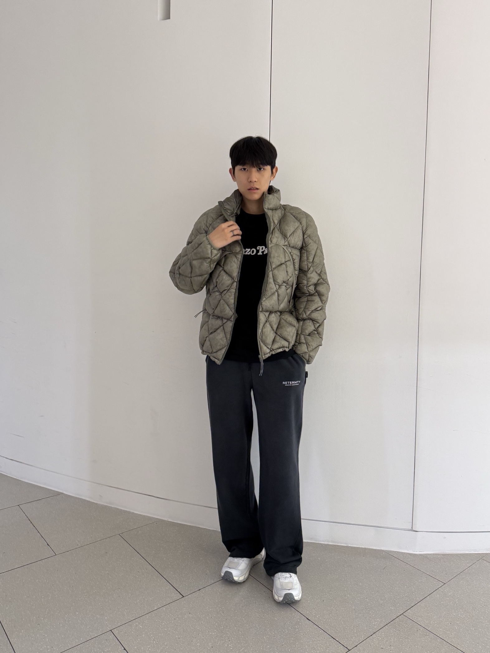 Reternity Creative Dept Sweatpants Faded Black - 25SS 착용 스타일 - 6