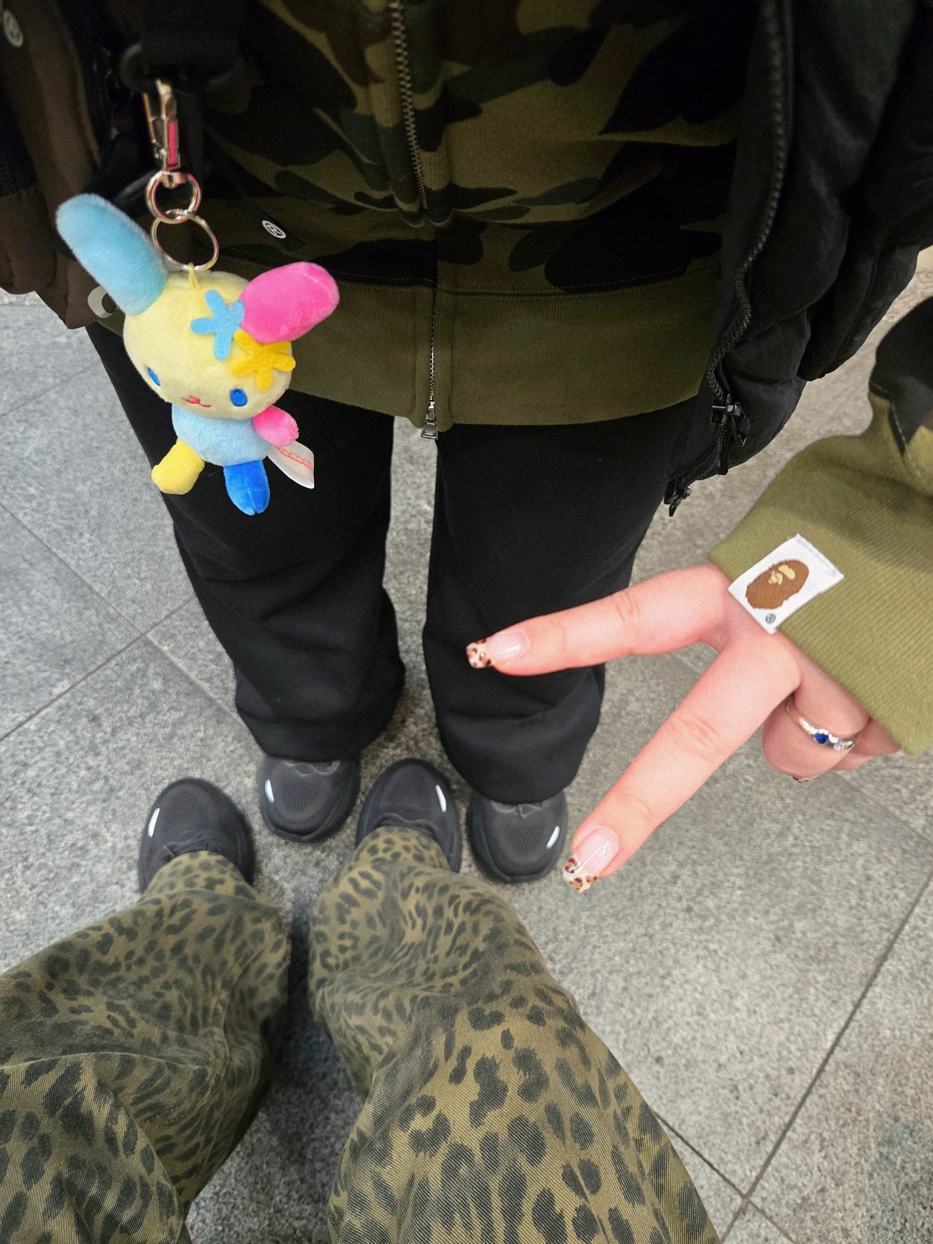 Polyteru Human Index Human Loosed Zip Hoodie Brown Charcoal, ersco Leopard Baggy Trousers Khaki 착용 스타일 - 7