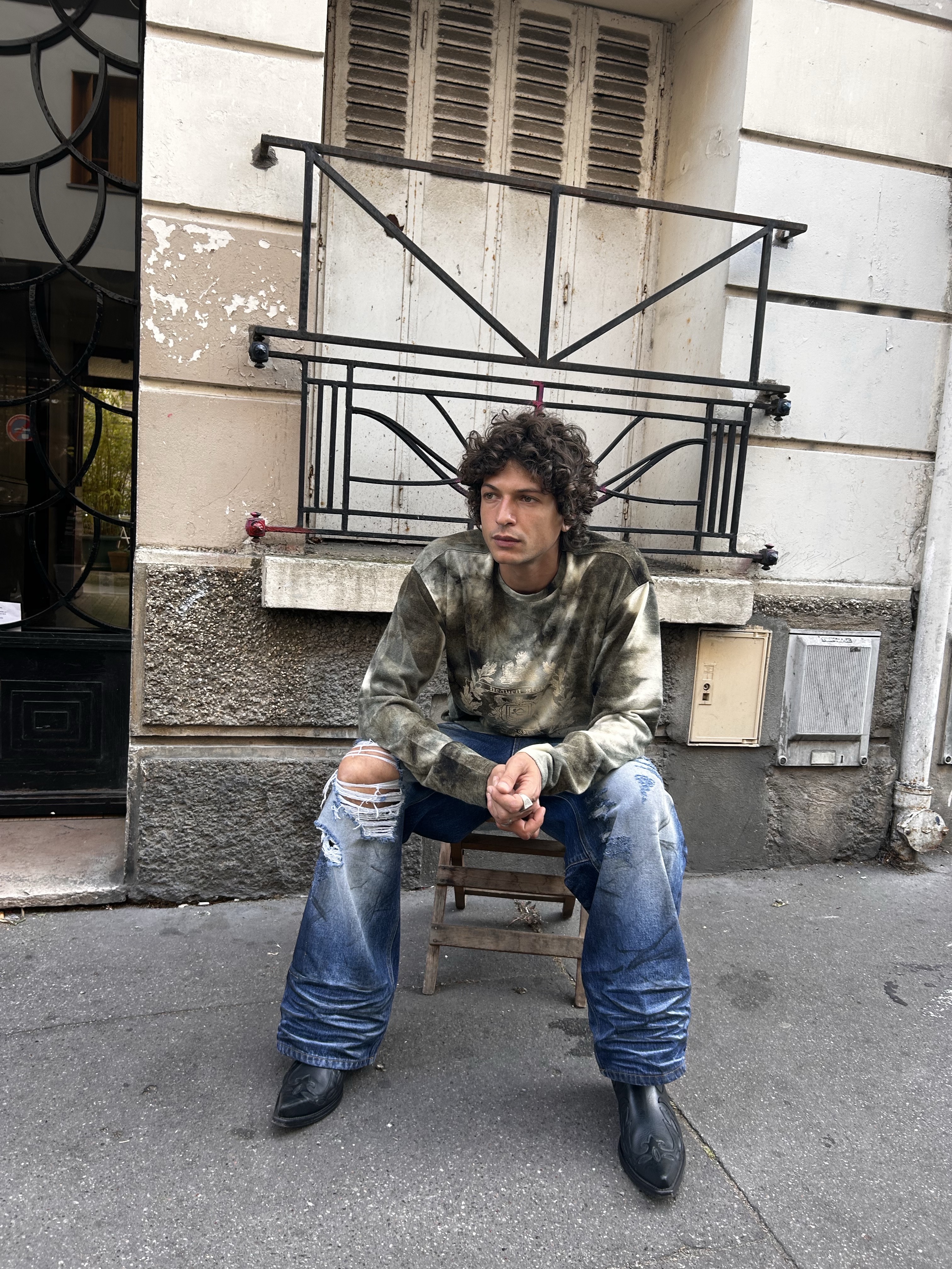 PACOSPLY Old Throne Long Sleeve T Shirts Blurry Green 착용 스타일