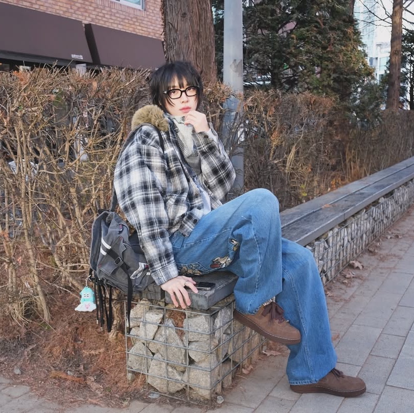 SPORT CHAMBER SC Sporty Rucksack Charcol, SPORT CHAMBER SC Fur Hood Shirt Black 착용 스타일 - 6