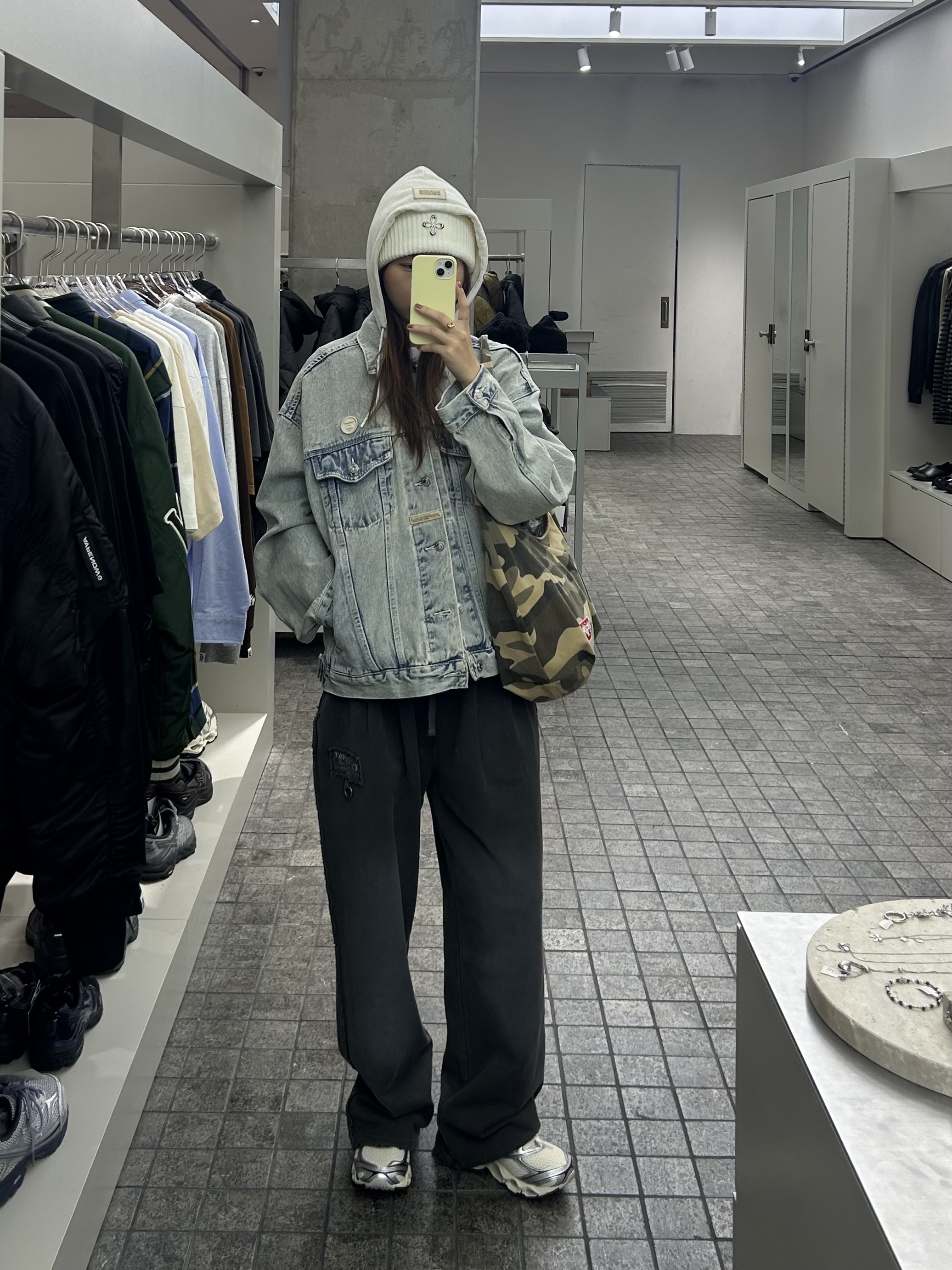 AAPE Now Light Weight Jacket Blue - 25SS 착용 스타일 - 5