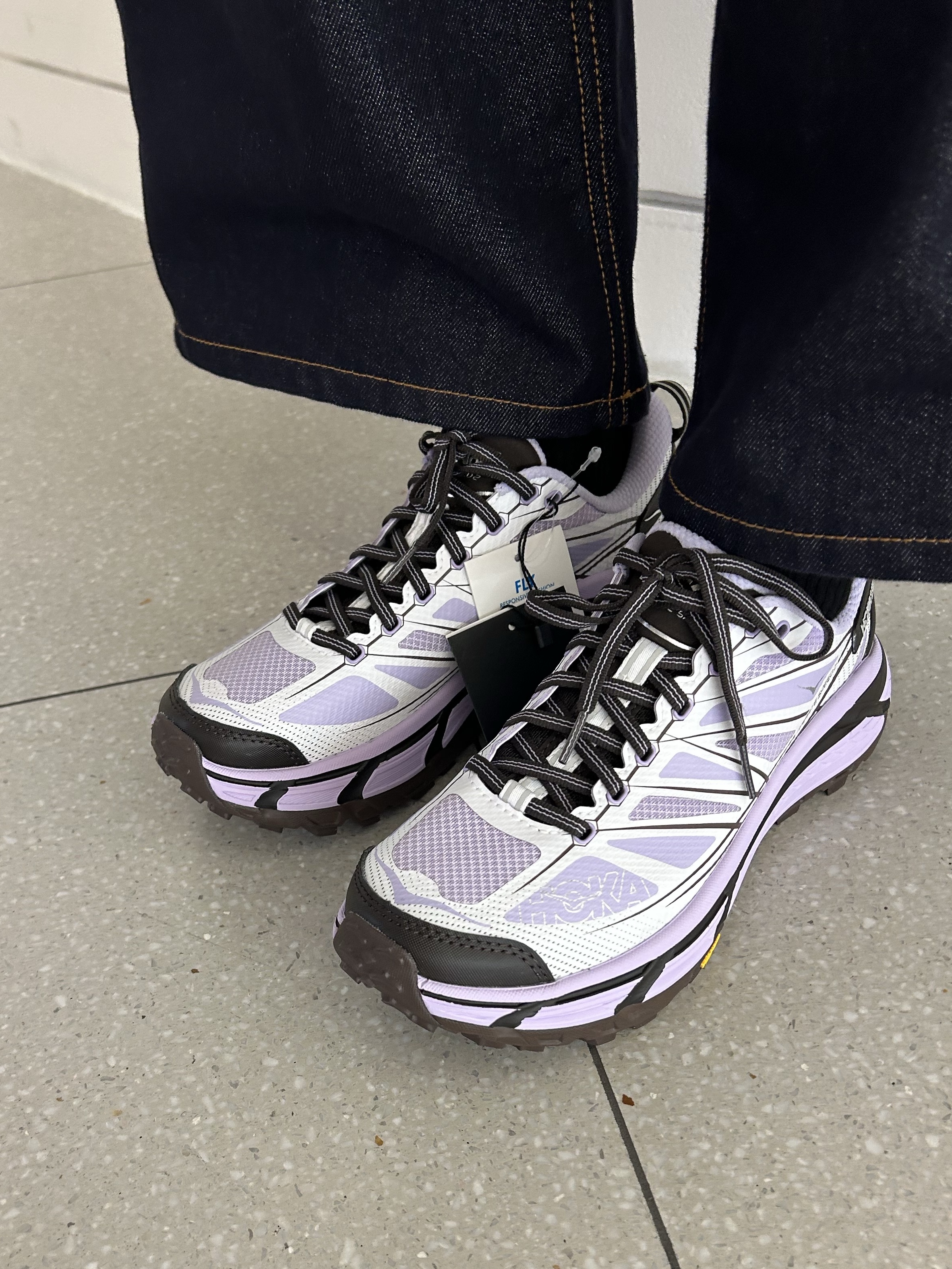 Hoka Mafate Speed 2 Iris Flower White - 25FW 착용 스타일 - 1