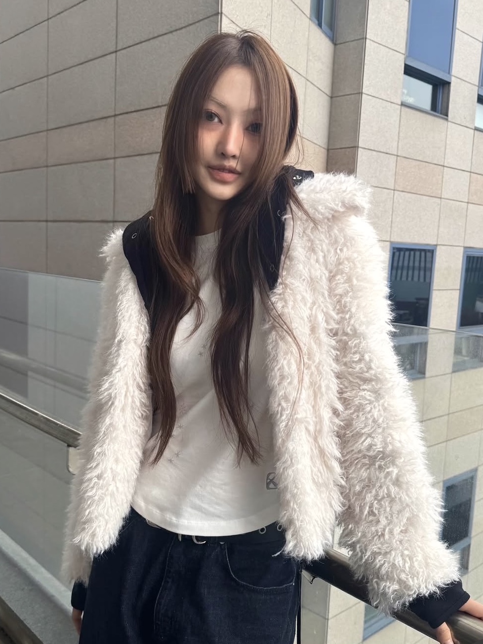 Riomeu Stellance Long Sleeve Ivory 착용 스타일