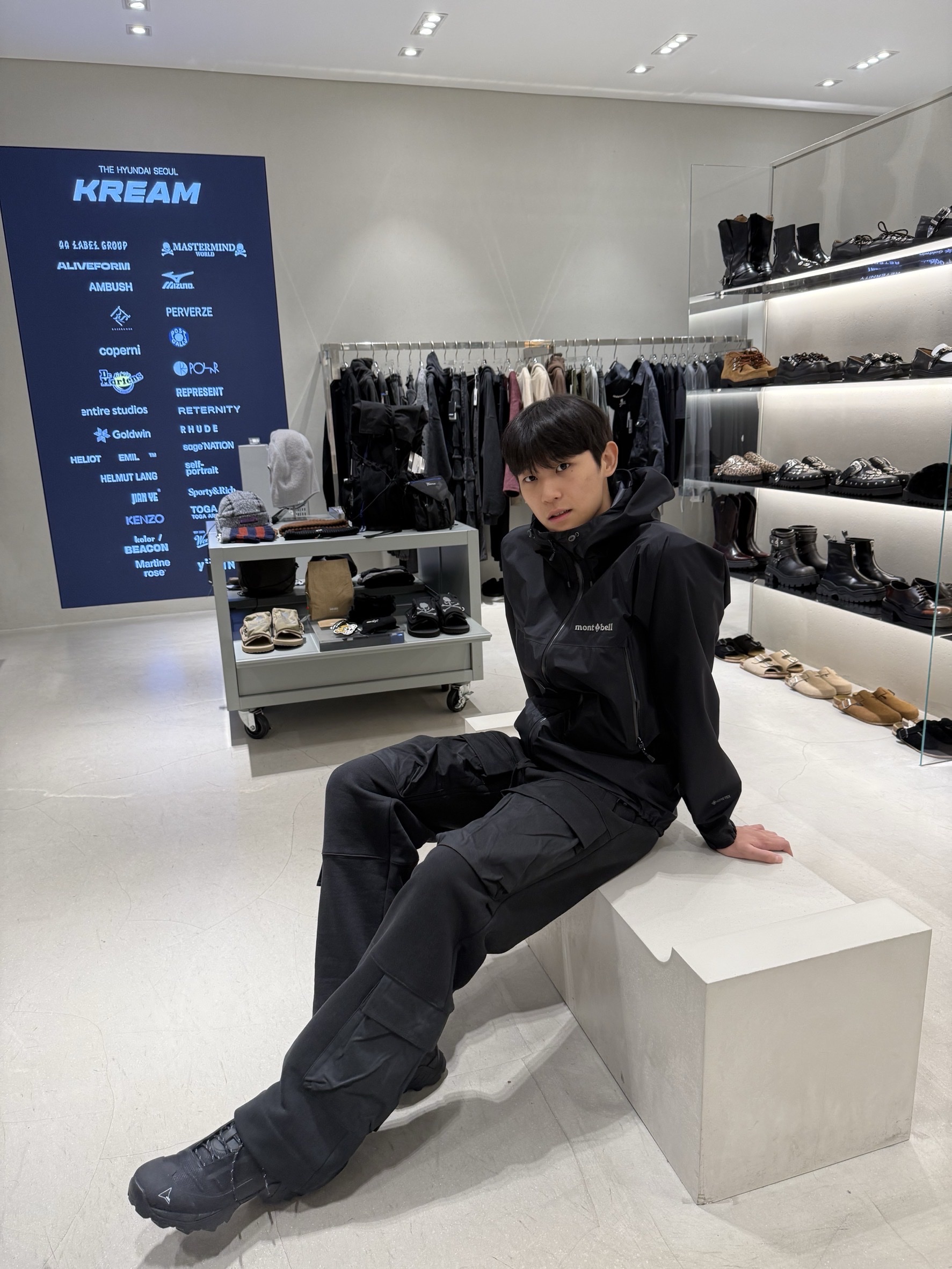 Entire Studios Utility Sweats Soot - 25FW 착용 스타일 - 1