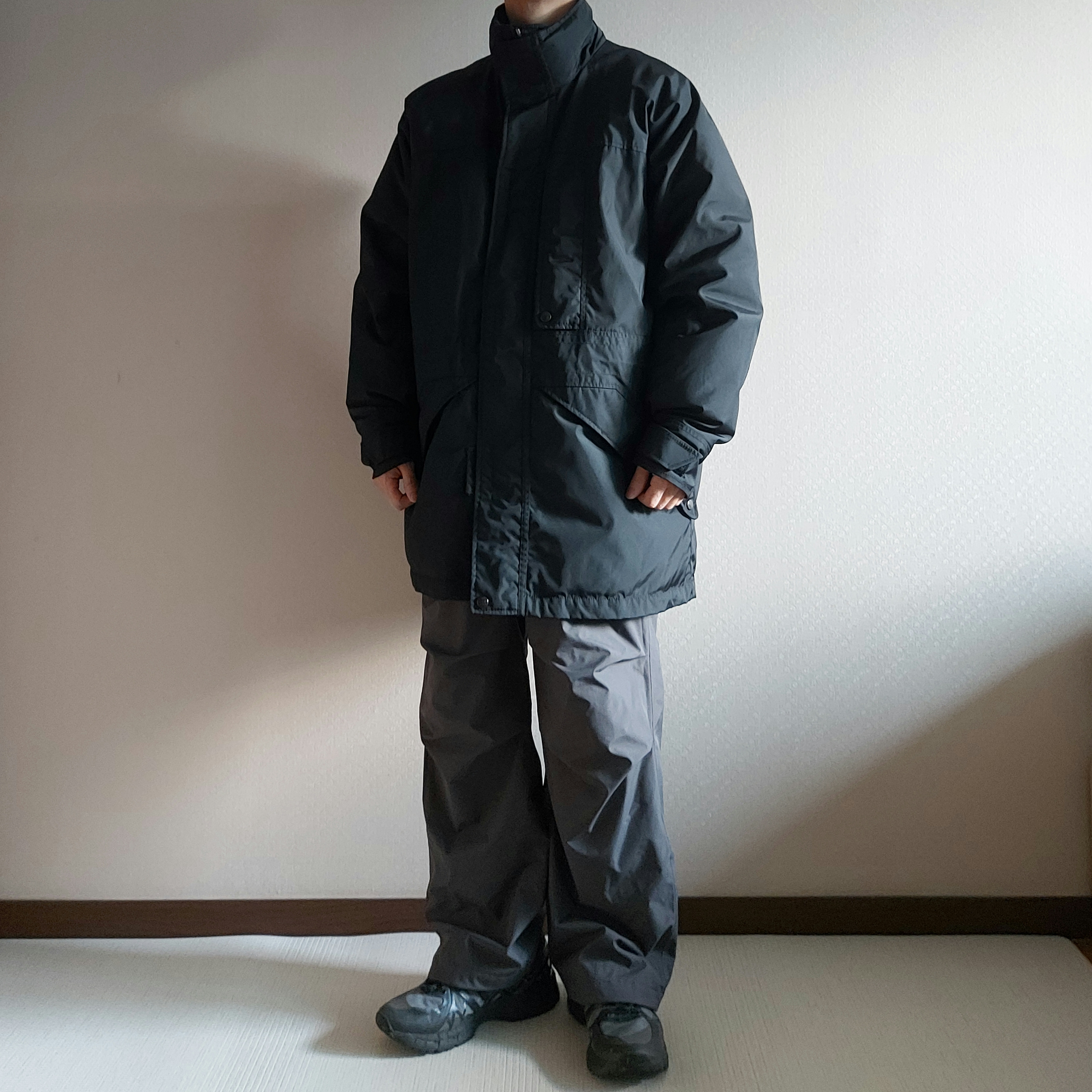 Asics x Unaffected Gel-Kayano 20 Obsidian Grey Black 착용 스타일 - 1
