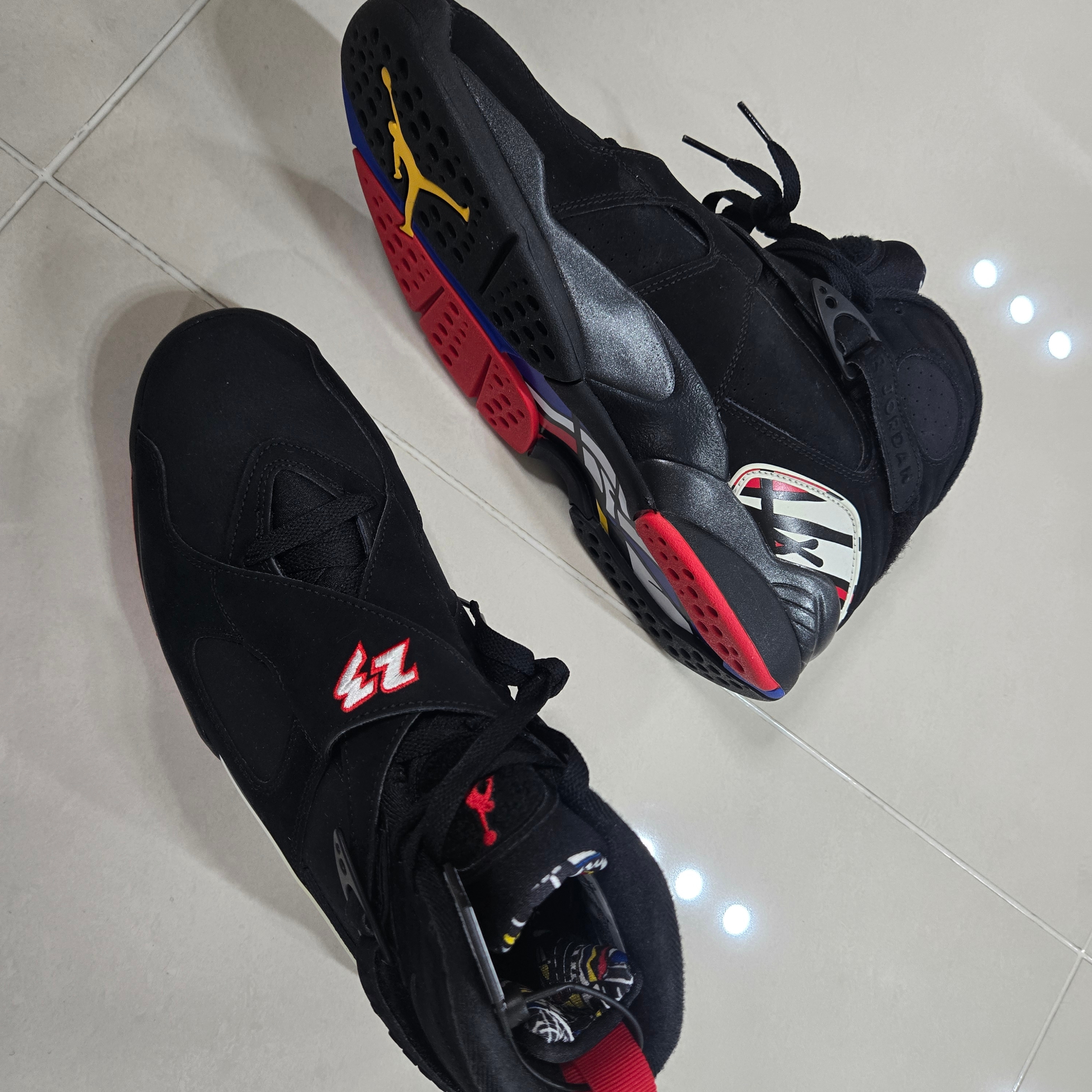 Jordan 8 Retro Playoffs 2023 착용 스타일