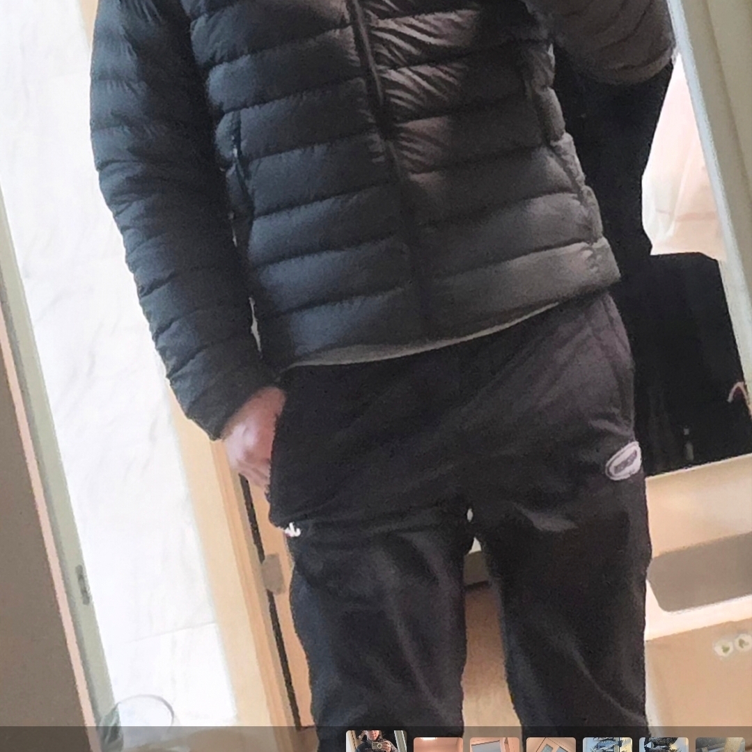 Arc'teryx Cerium Hoody Black 착용 스타일 - 4