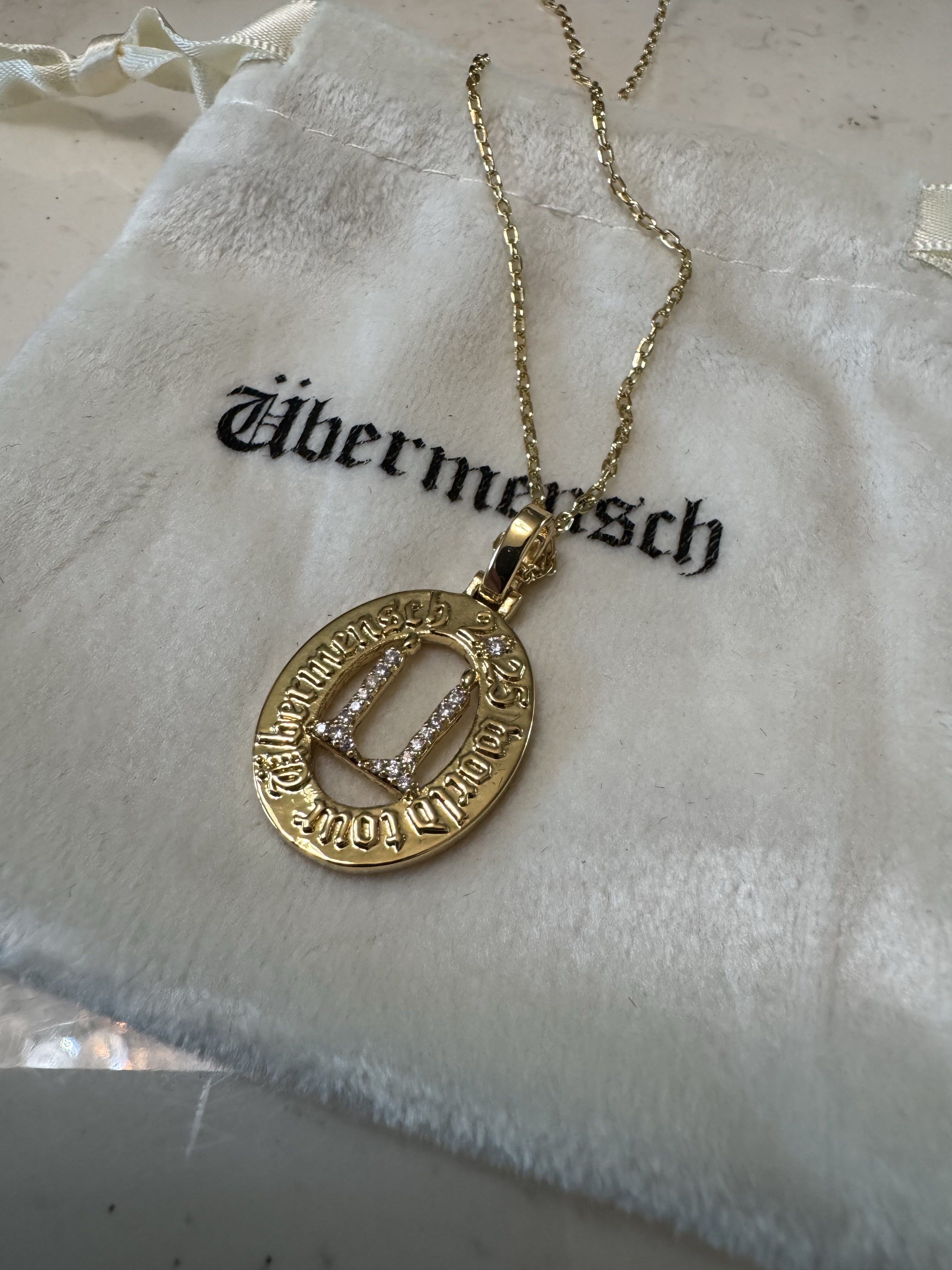 G-DRAGON Ubermensch Necklace Cubic Zirconia Ver Copper 착용 스타일 - 3