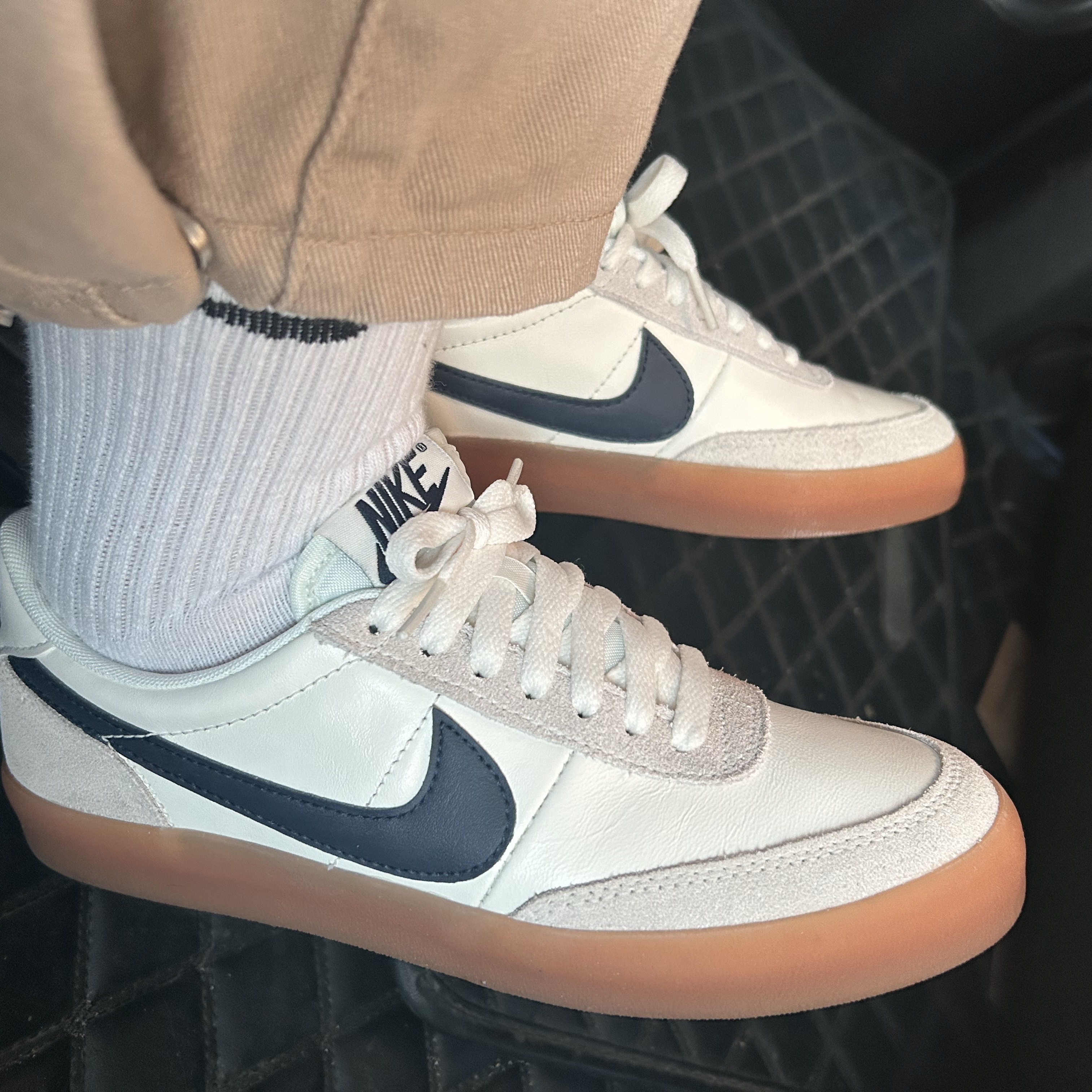 (W) Nike Killshot 2 Sail Midnight Navy 착용 스타일