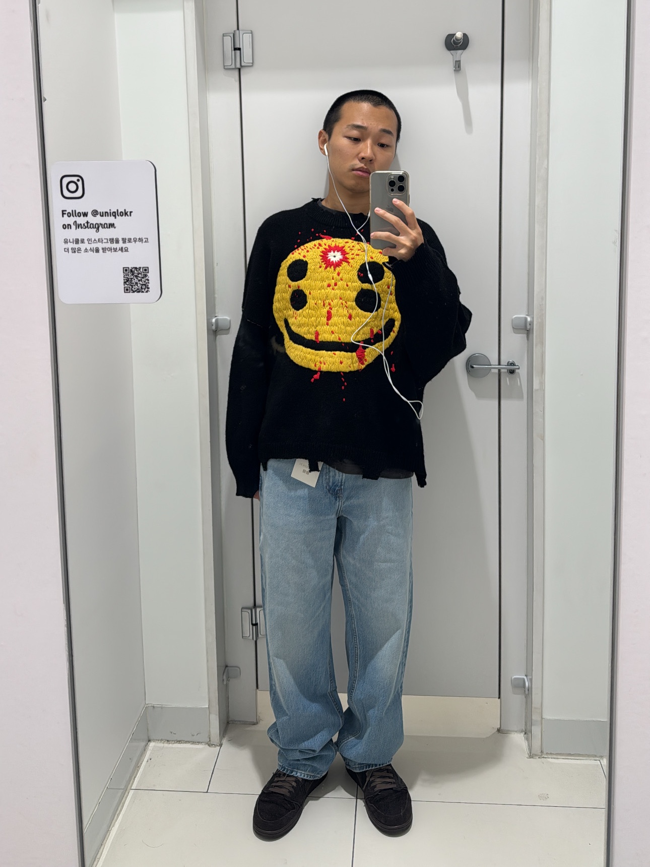 Saint Mxxxxxx x Cactus Plant Flea Market Smile Knit Black - 24AW, Jordan 1 x Travis Scott Retro Low OG SP Velvet Brown and Dark Mocha 착용 스타일