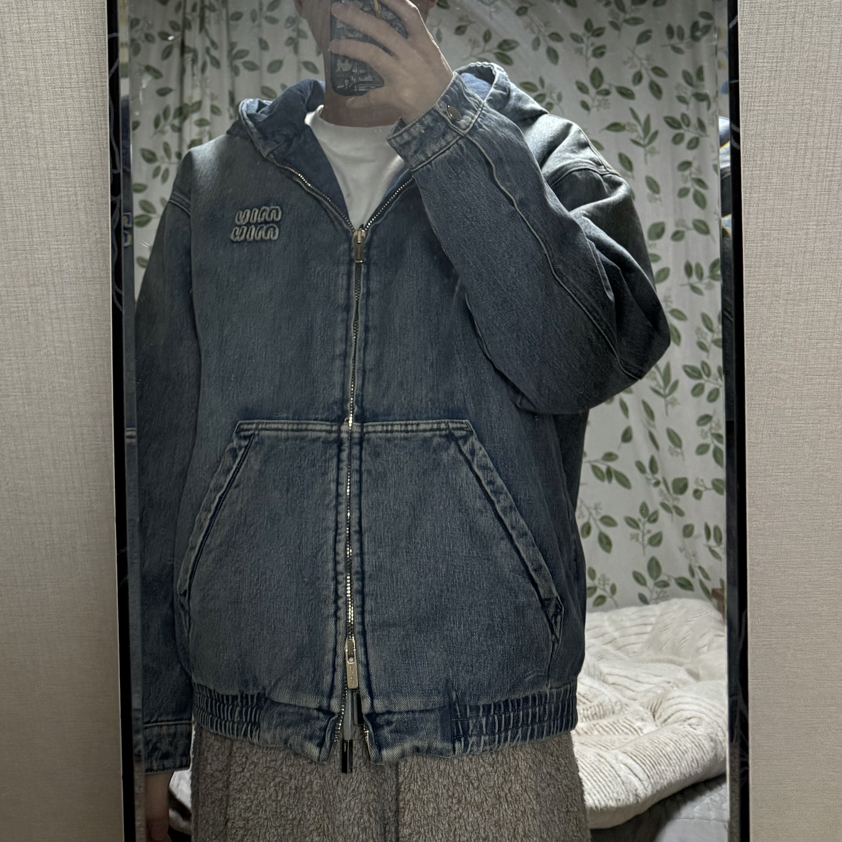 (W) Miu Miu Denim Hoodie Jacket Blue 착용 스타일