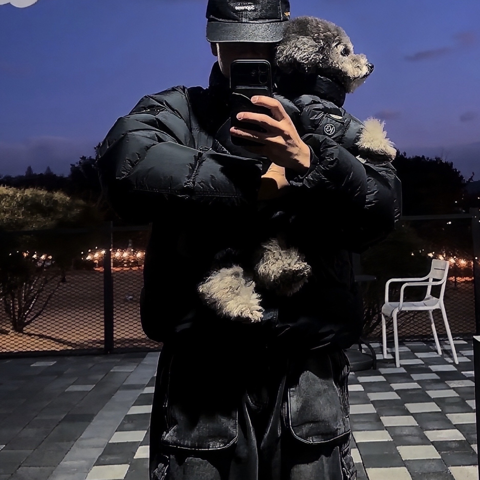 Stone Island 4100010 Crinkle Reps NY Recycled Nylon Down Jacket with Wind Resistant Black - 25FW, Supreme Cordura Denim Small Box 6-Panel Black - 24SS 착용 스타일
