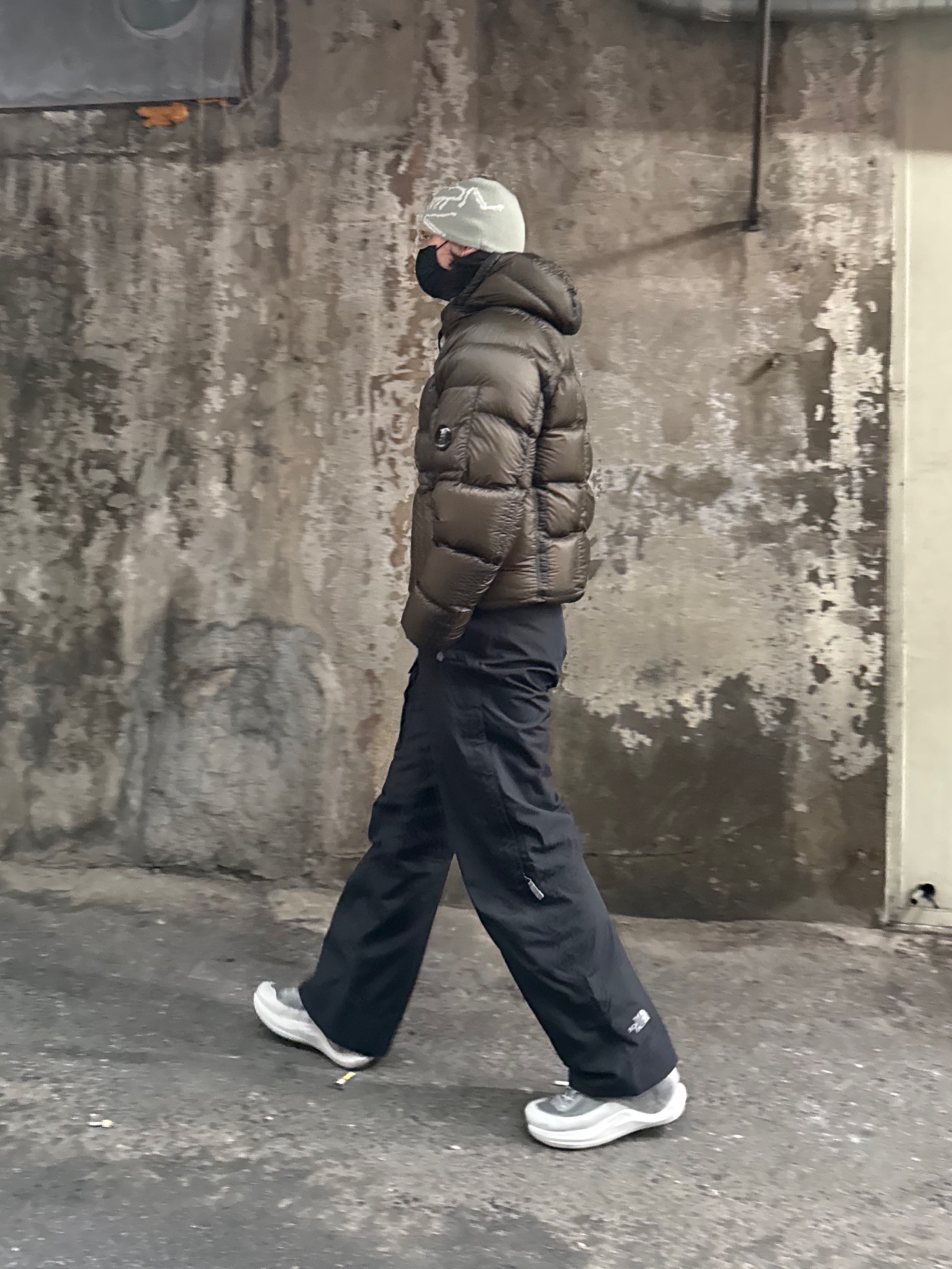 C.P. Company D.D. Shell Hooded Down Jacket Ivy Green - 25FW, Arc'teryx Bird Head Toque Habitat 착용 스타일 - 3