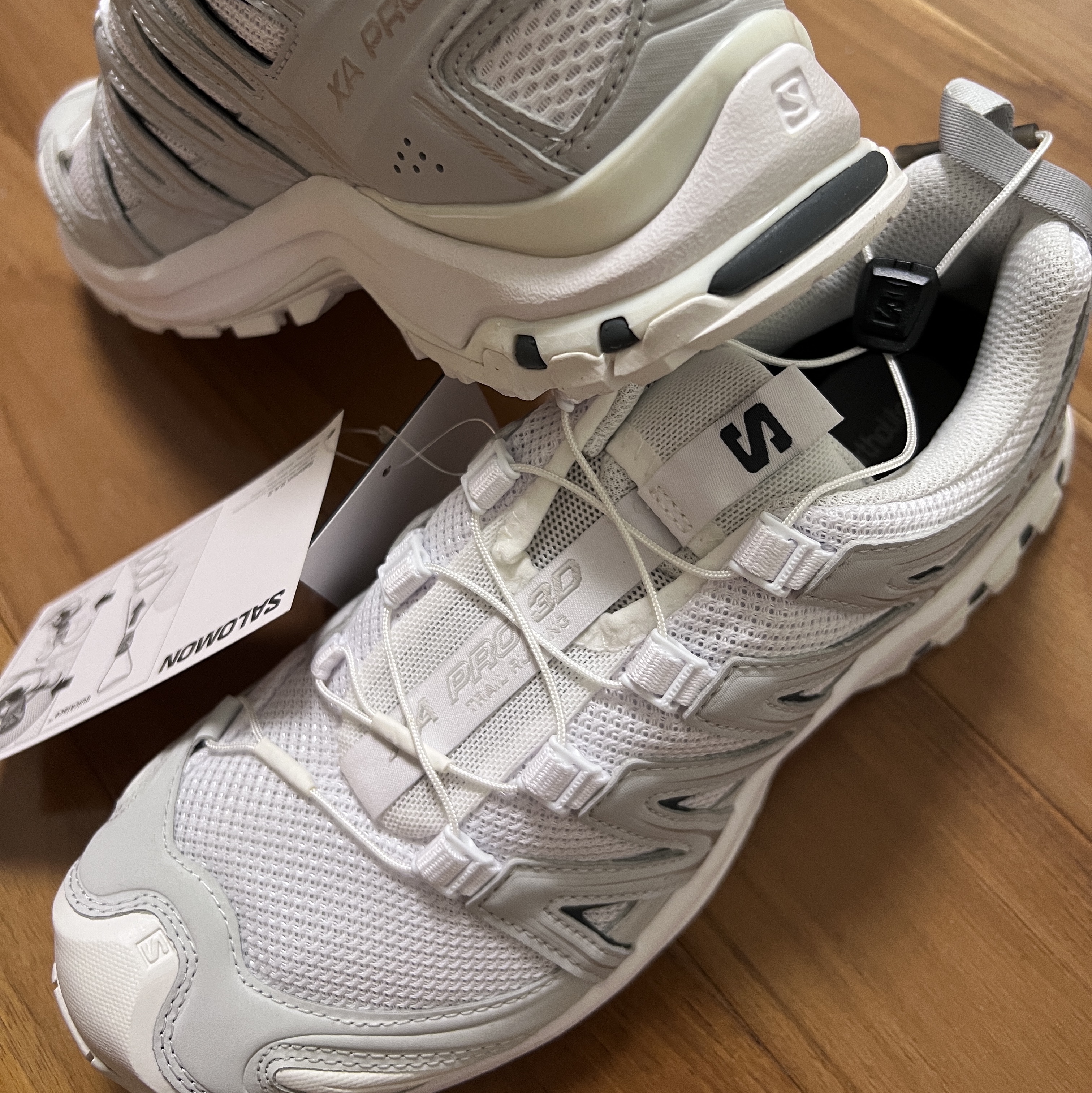 (W) Salomon XA Pro 3D White Grey Violet 착용 스타일