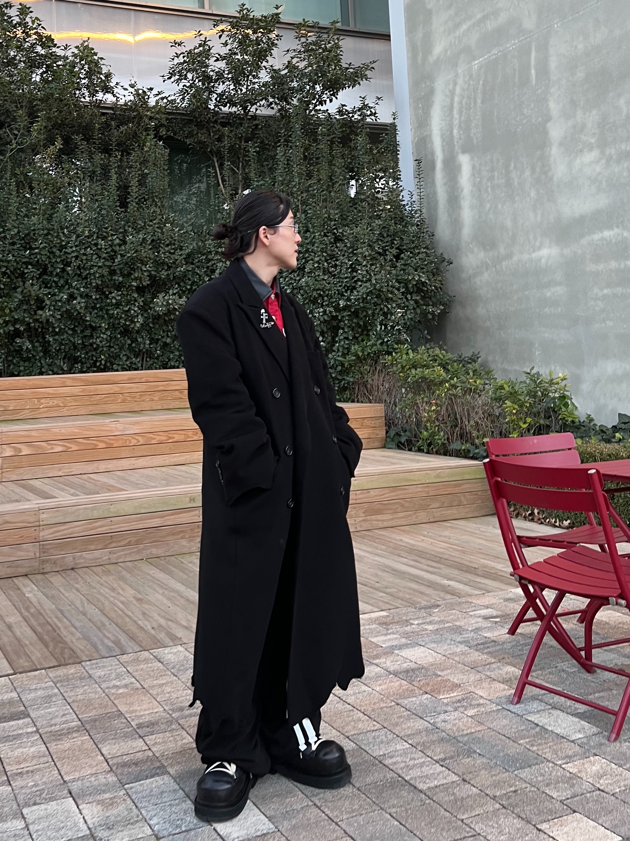 Farfromwhat Far Pin Button & Safety Pin, ROARINGRAD Double Waist Sweat Pants Black 착용 스타일 - 2