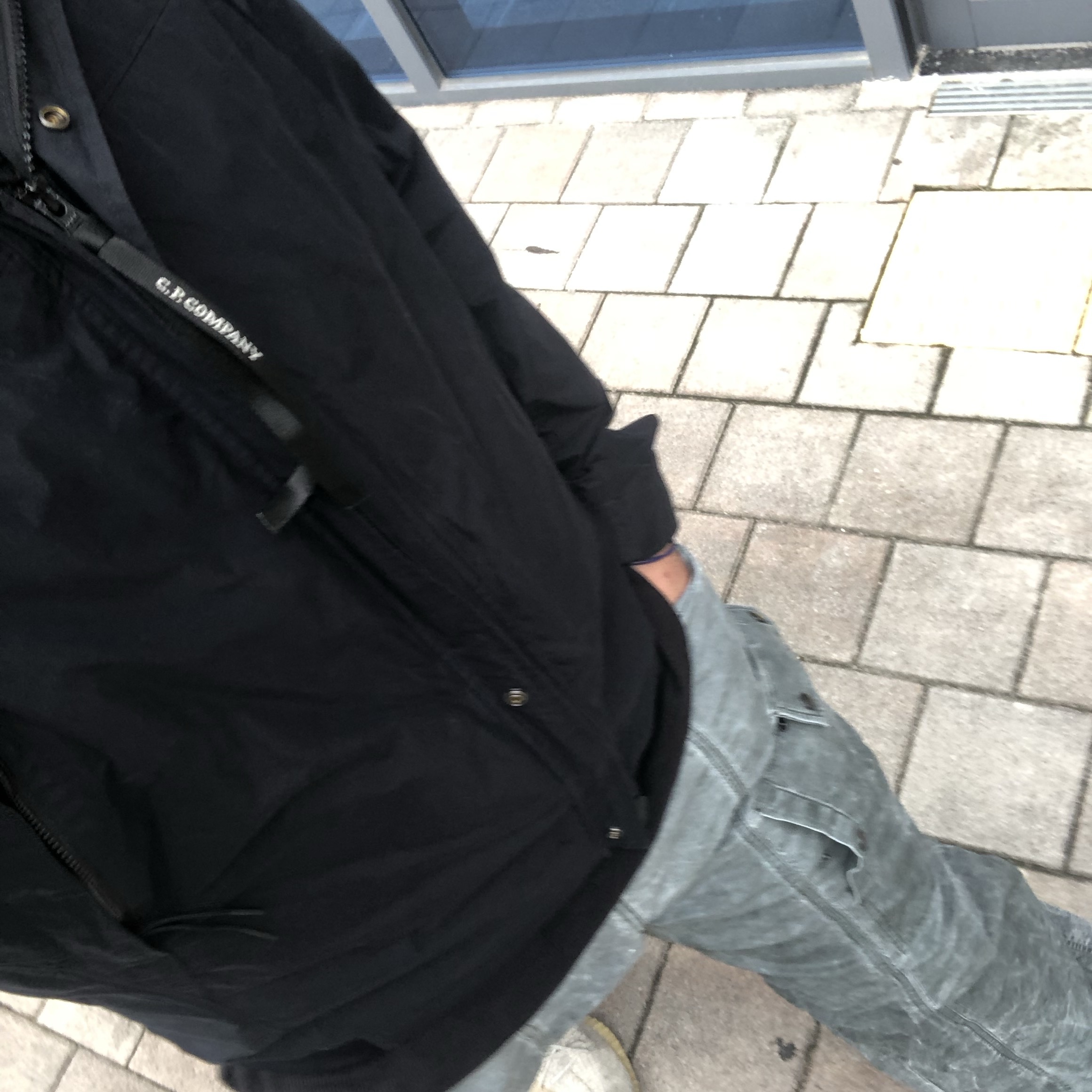 C.P. Company Shell-R Goggle Jacket Black - 23FW, Stussy Stock Bucket Hat Black 착용 스타일 - 3