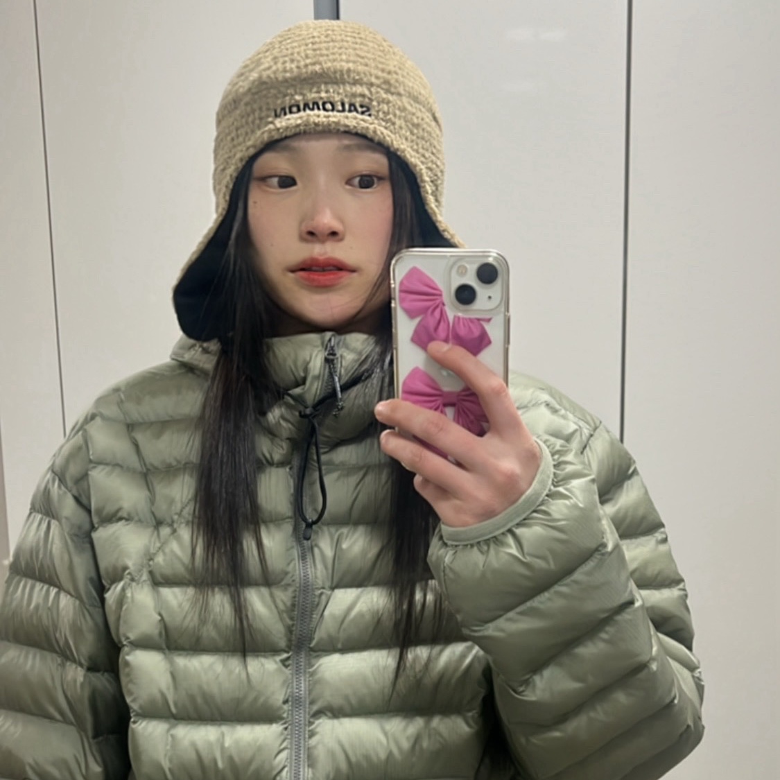 Salomon Sierra Fleece Beanie Mocha, The North Face Ventus On Jacket Light Khaki 착용 스타일