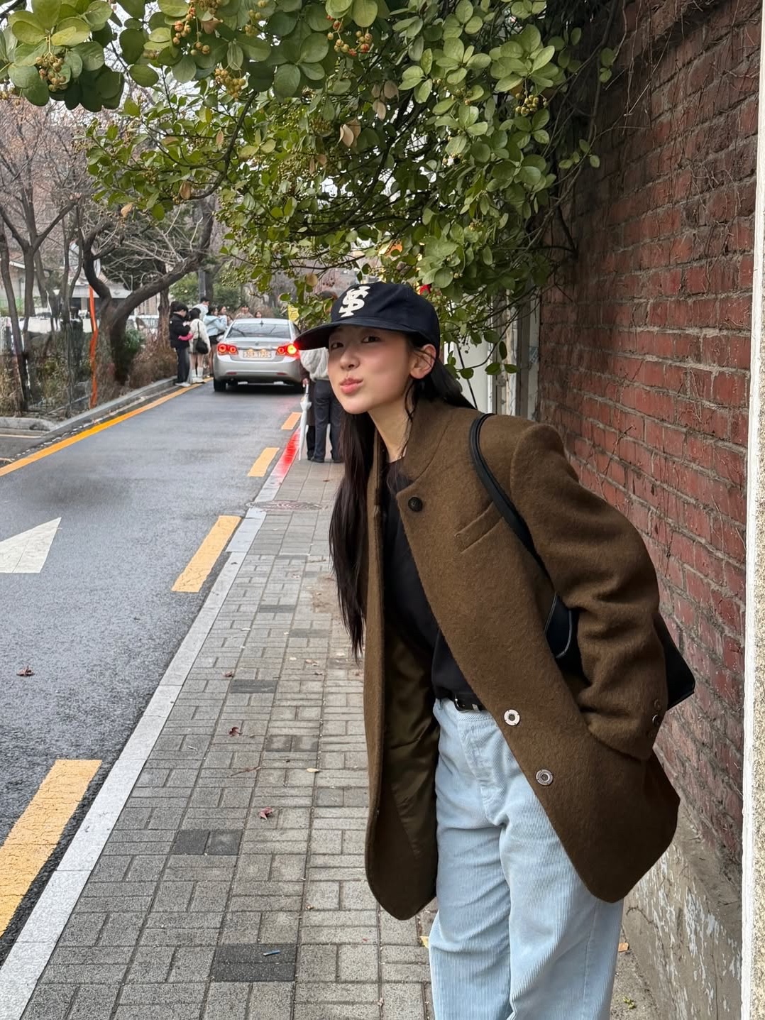 Sunday Ceremony Sy Logo 5 Panel Cotton Cap - Navy 착용 스타일 - 2