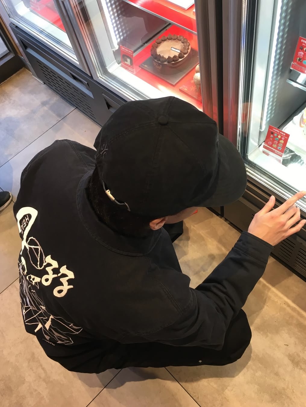 Sunday Ceremony Sy Logo 5 Panel Cotton Cap - Black 착용 스타일 - 7