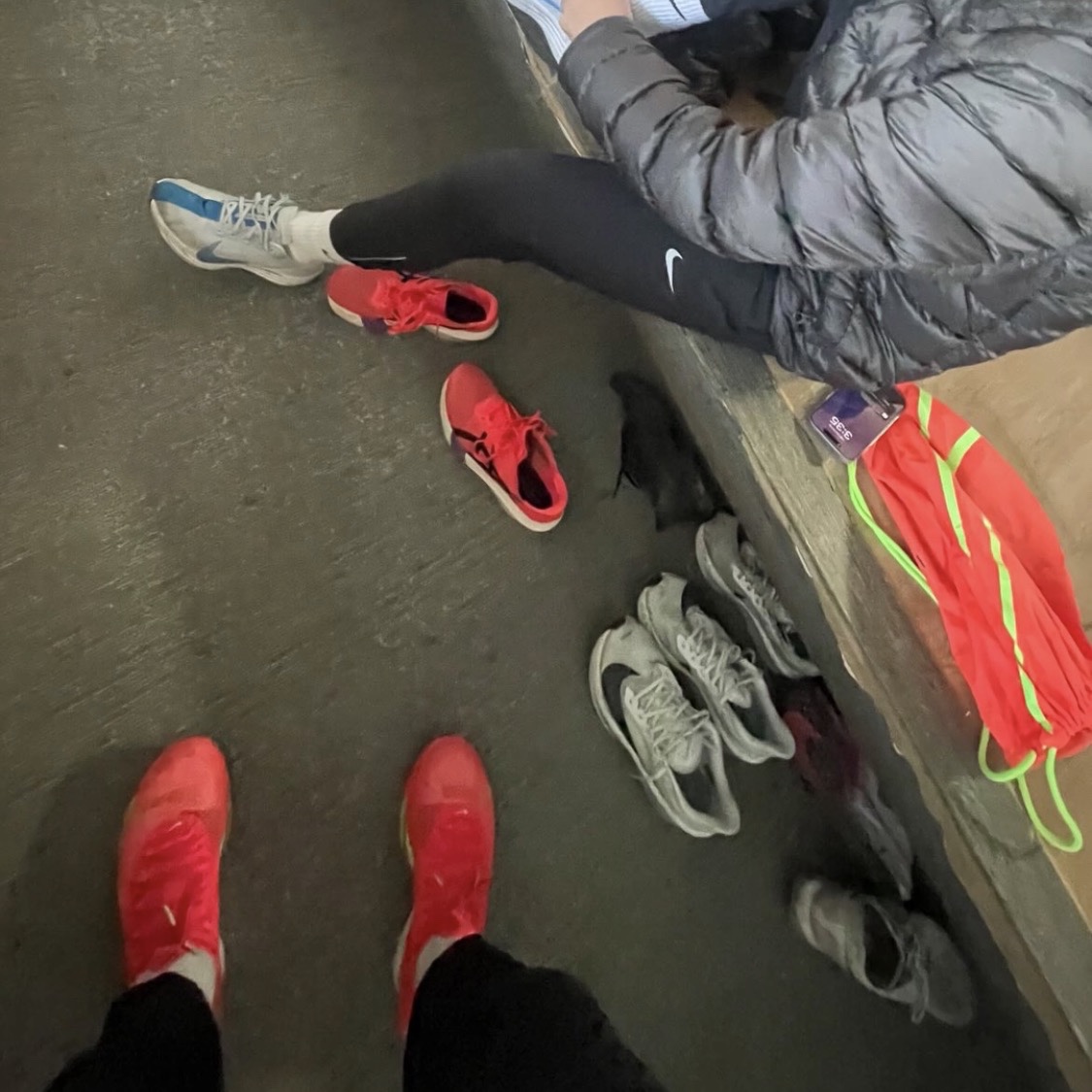 Nike Air Zoom Alphafly Next% 3 Bright Crimson Lime Blast, Nike Zoom Fly 6 White Pure Platinum 착용 스타일
