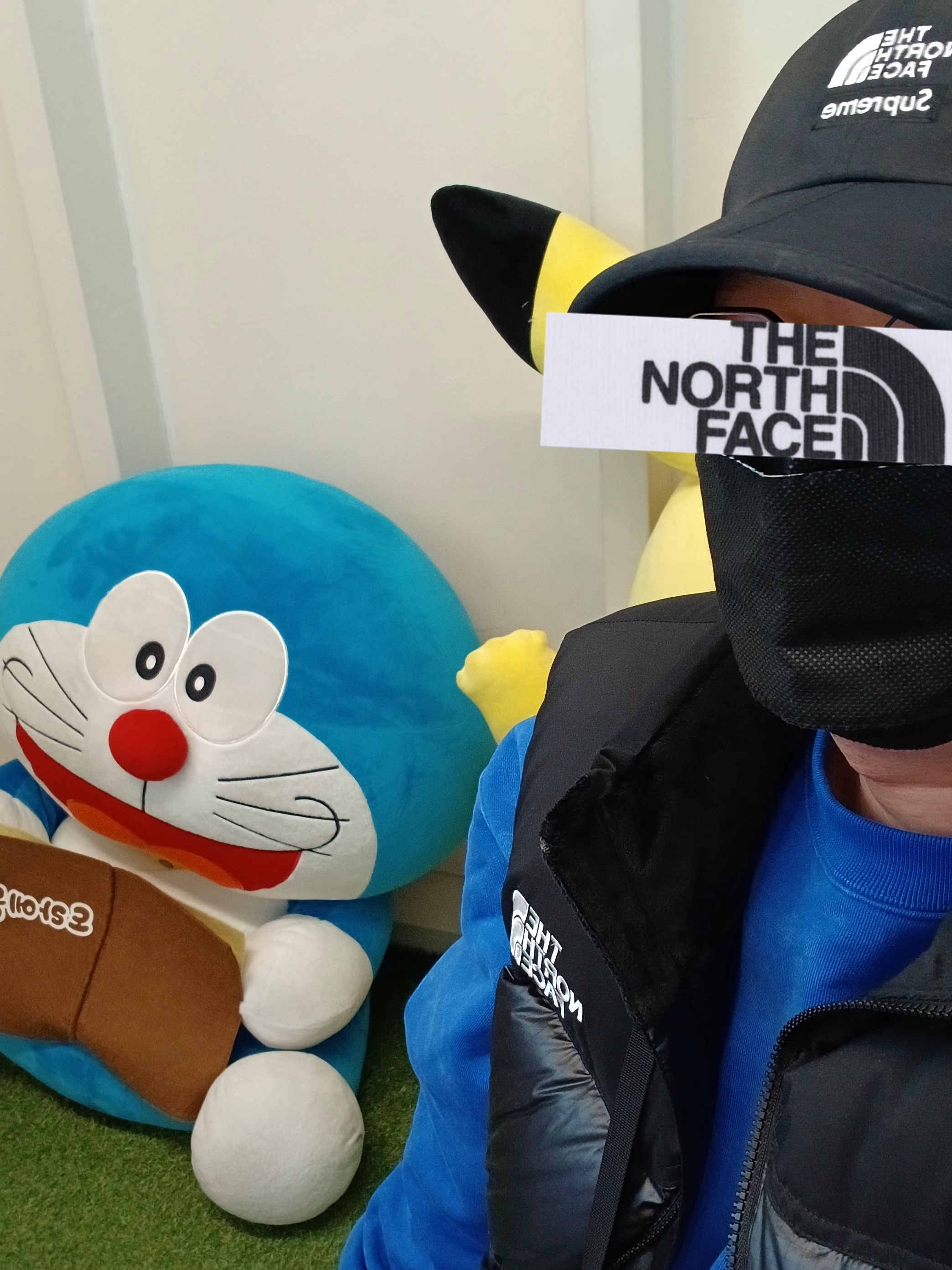 Supreme x The North Face Split 6-Panel Black - 24SS, Nike x Stussy NRG Acid Washed Crewneck Game Royal (DR4024-480) 착용 스타일 - 7
