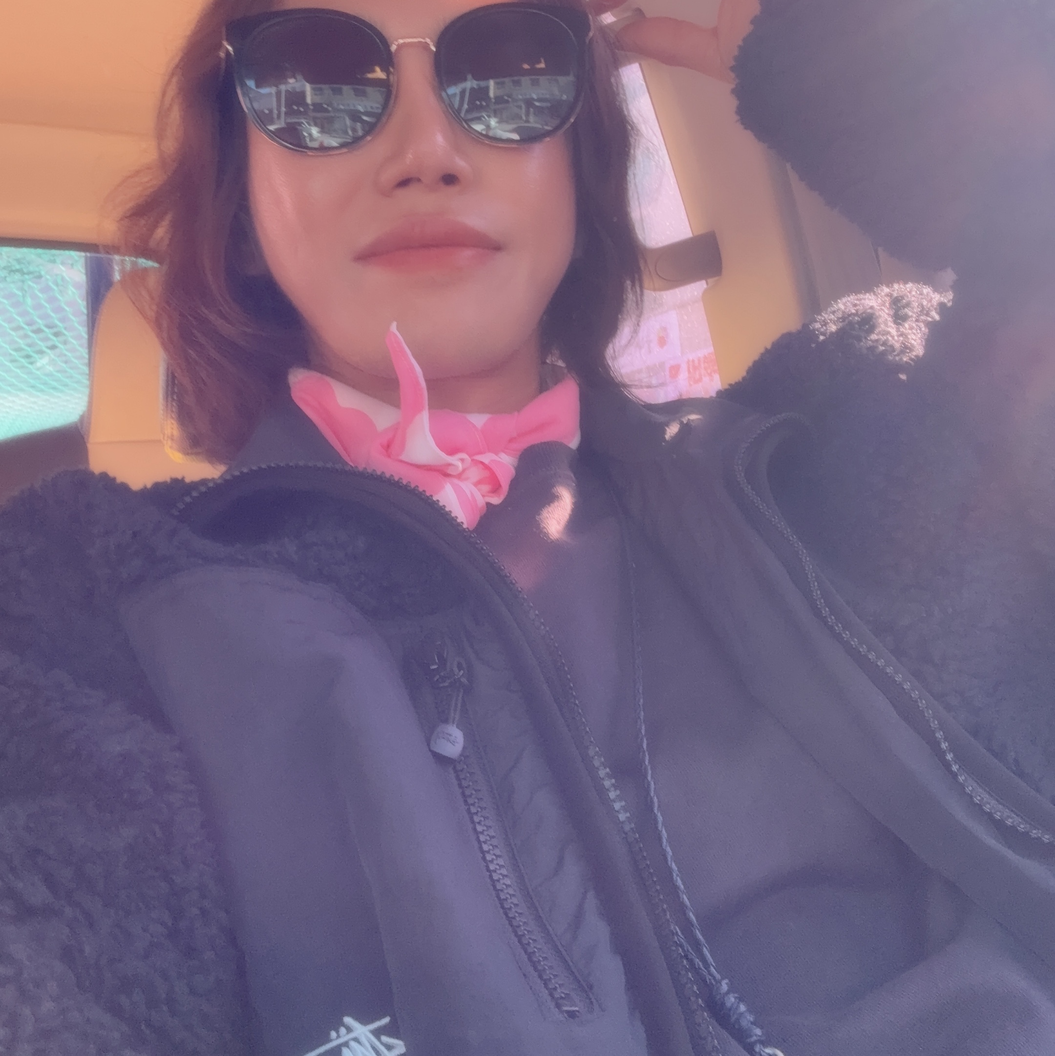 Human Made Heart Big Bandana Pink 착용 스타일