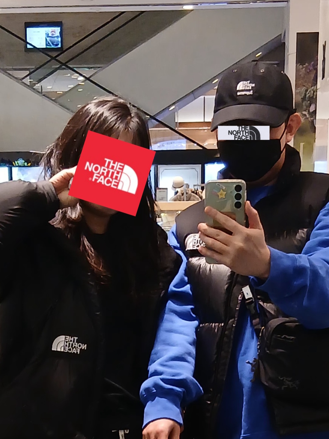 Supreme x The North Face Split 6-Panel Black - 24SS, Nike x Stussy NRG Acid Washed Crewneck Game Royal (DR4024-480) 착용 스타일 - 3