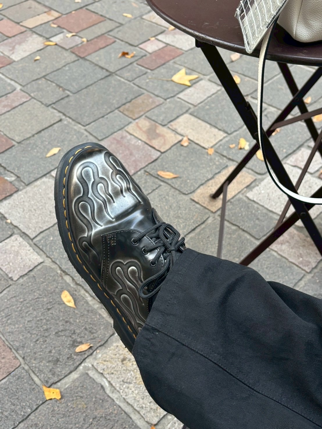 GU x Undercover Zip-Up Blouson Black 착용 스타일 - 4