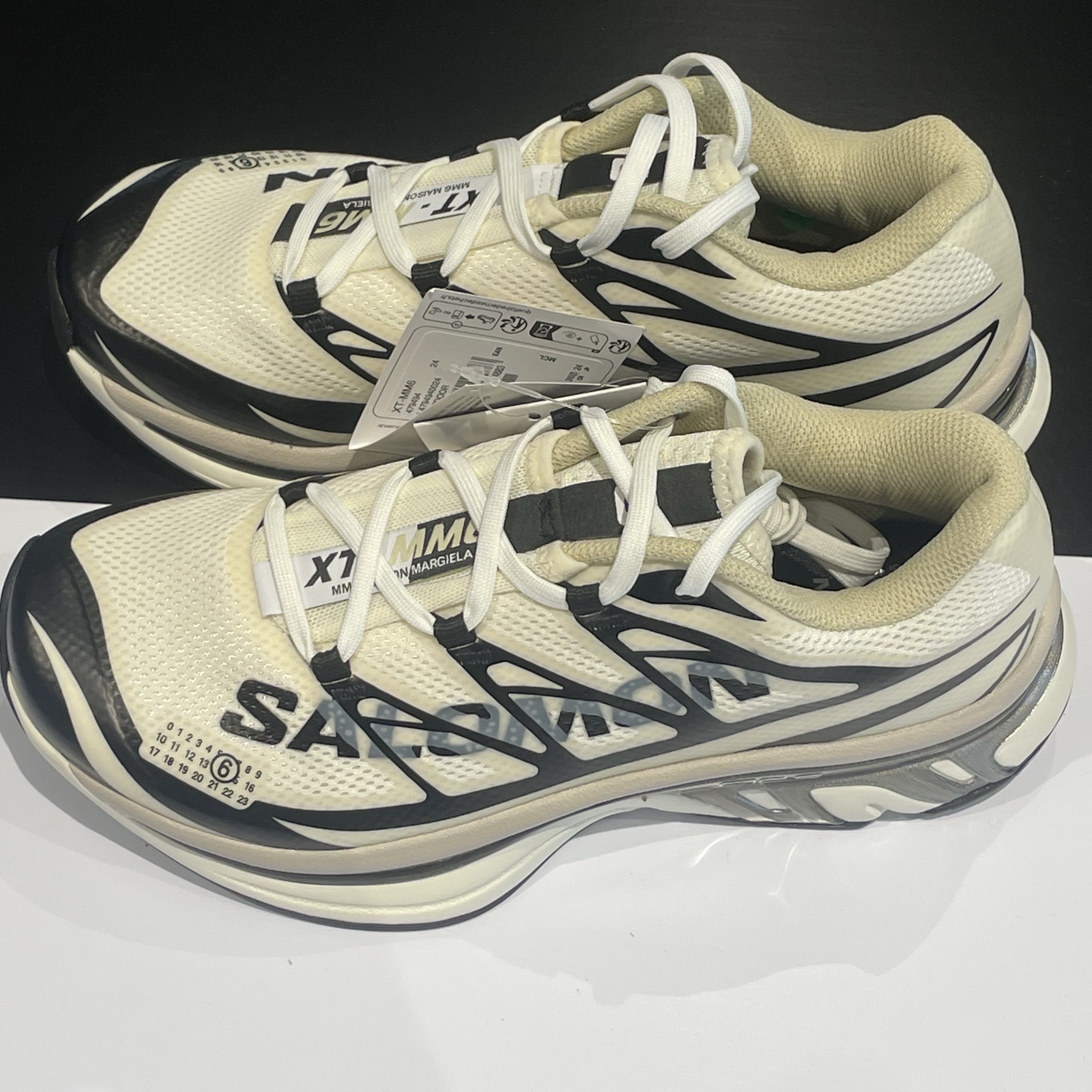 Salomon x MM6 Masion Margiela XT-MM6 Vanilla Ice Black 착용 스타일